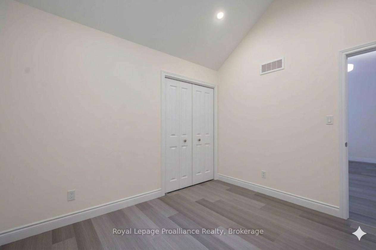 Photo 15 of 121 Farrington Crescent, Prince Edward County, Picton Ward — HOMEH