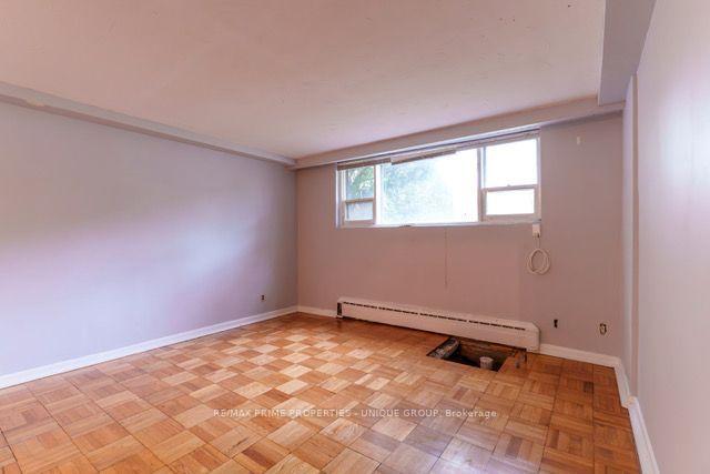 Photo 5 of 47 Heath Street E, Toronto, Rosedale-Moore Park — HOMEH