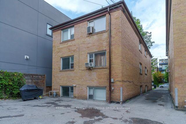 Photo 9 of 47 Heath Street E, Toronto, Rosedale-Moore Park — HOMEH