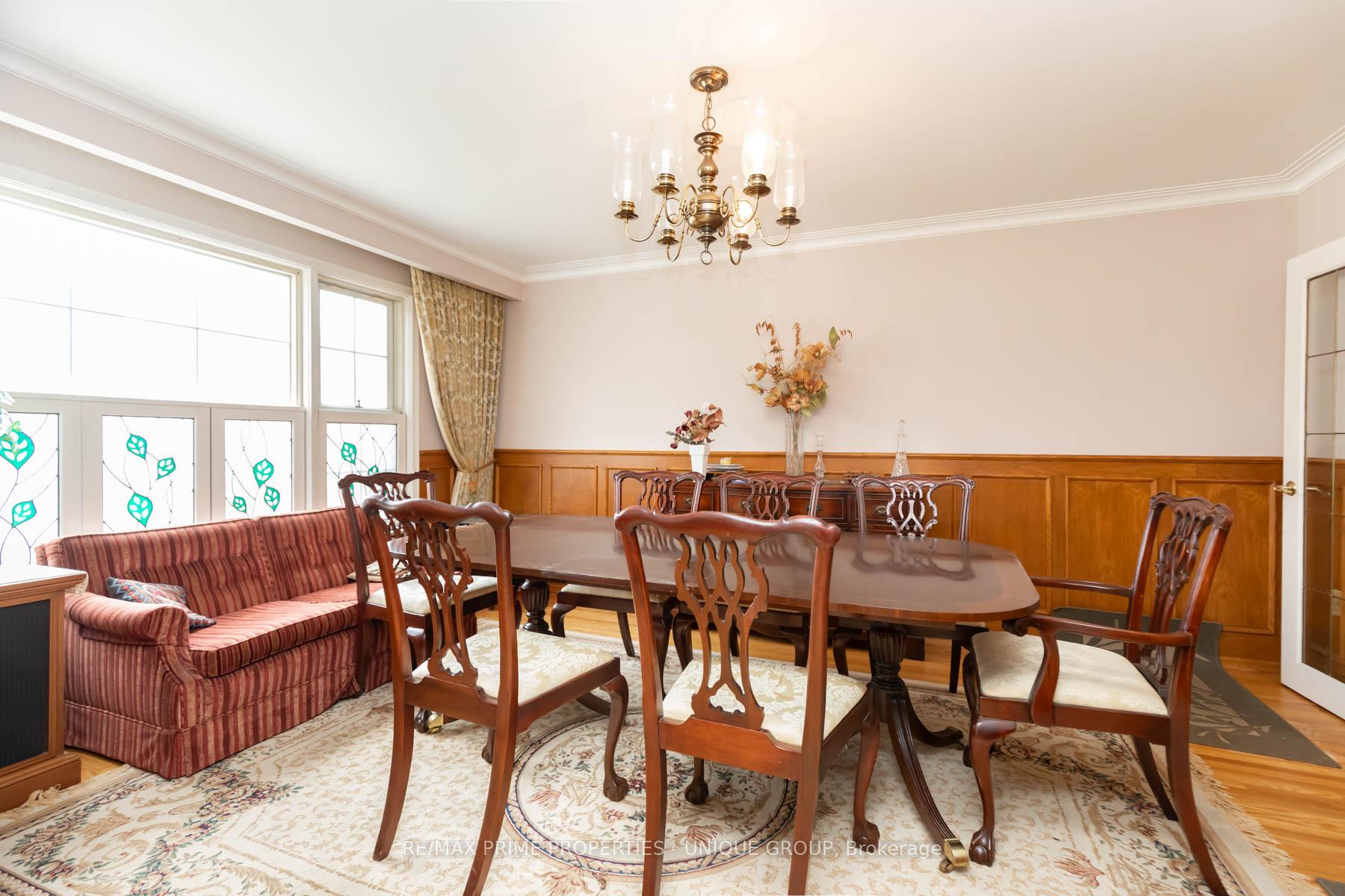Photo 17 of 173 Ridley Boulevard, Toronto, Bedford Park-Nortown — HOMEH