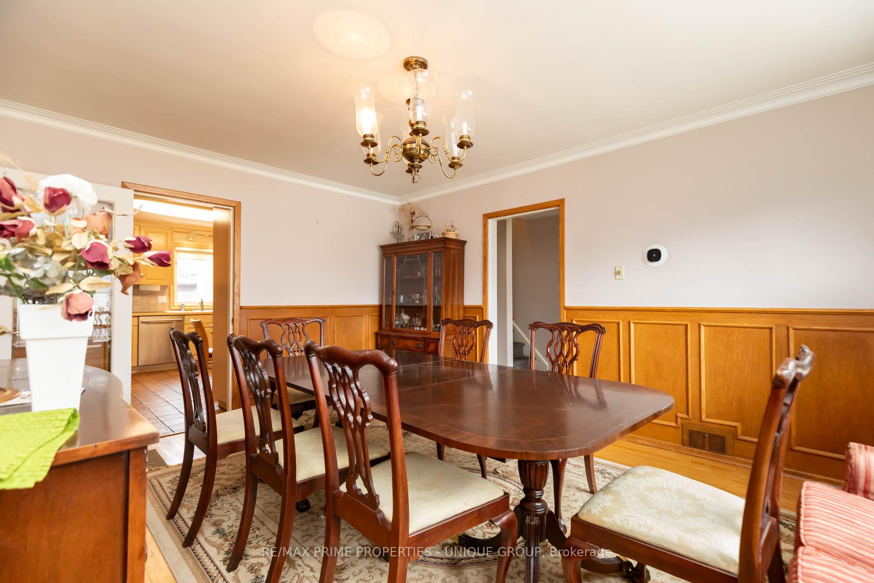 Photo 19 of 173 Ridley Boulevard, Toronto, Bedford Park-Nortown — HOMEH