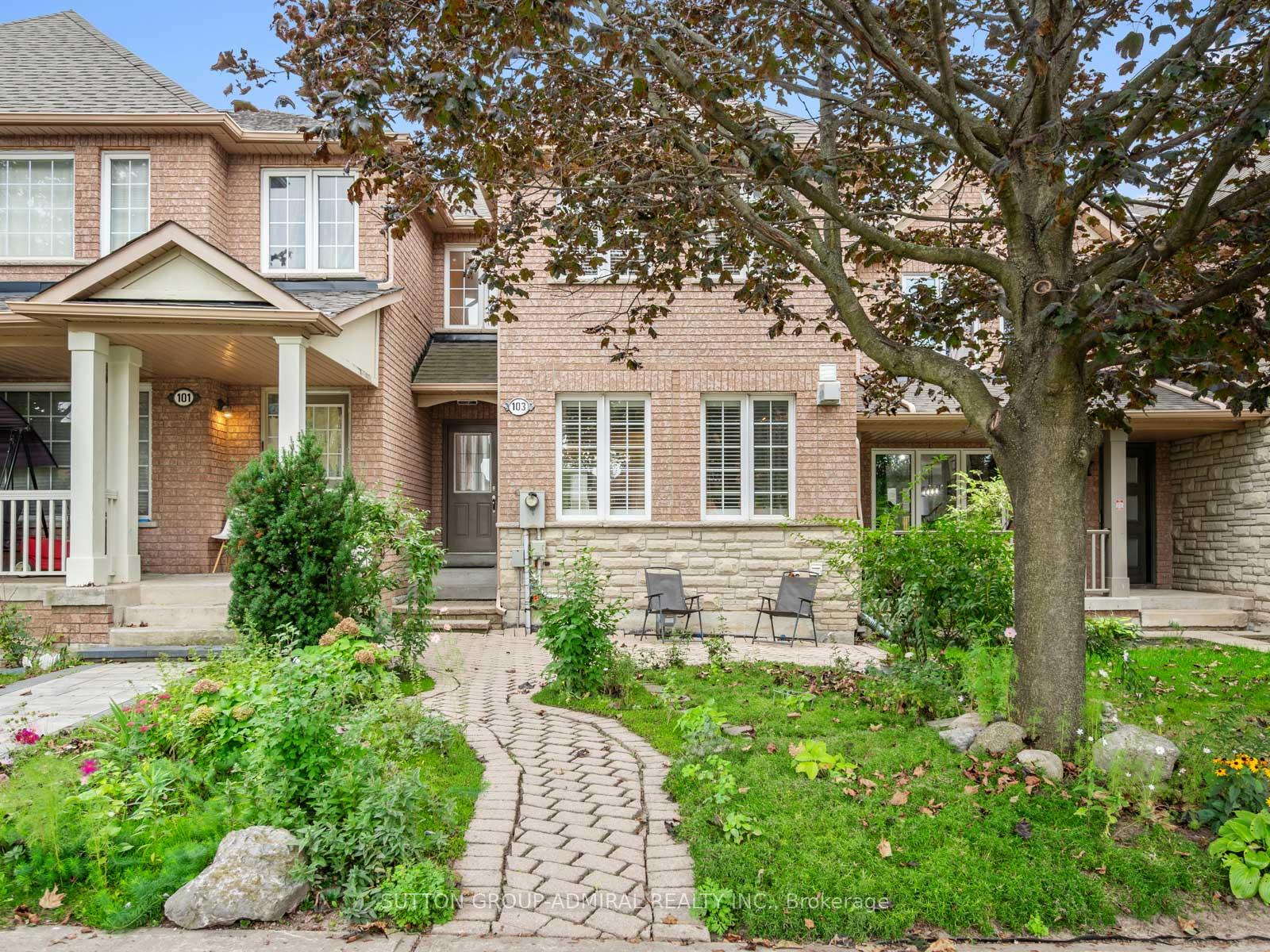 Photo 2 of 103 America Avenue, Vaughan, Vellore Village — HOMEH