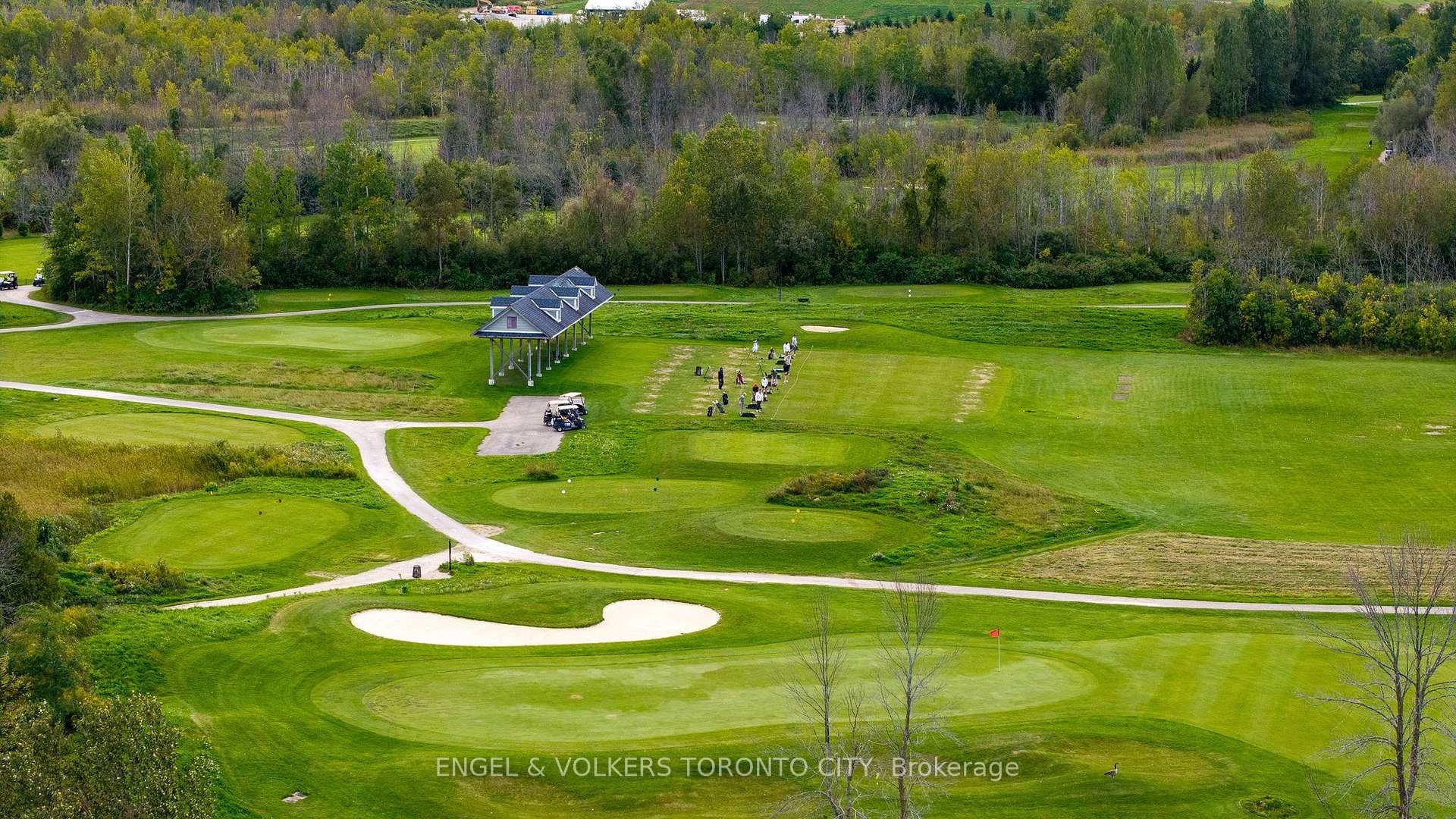 Photo 24 of 444 Oxbow Crescent, Collingwood — HOMEH