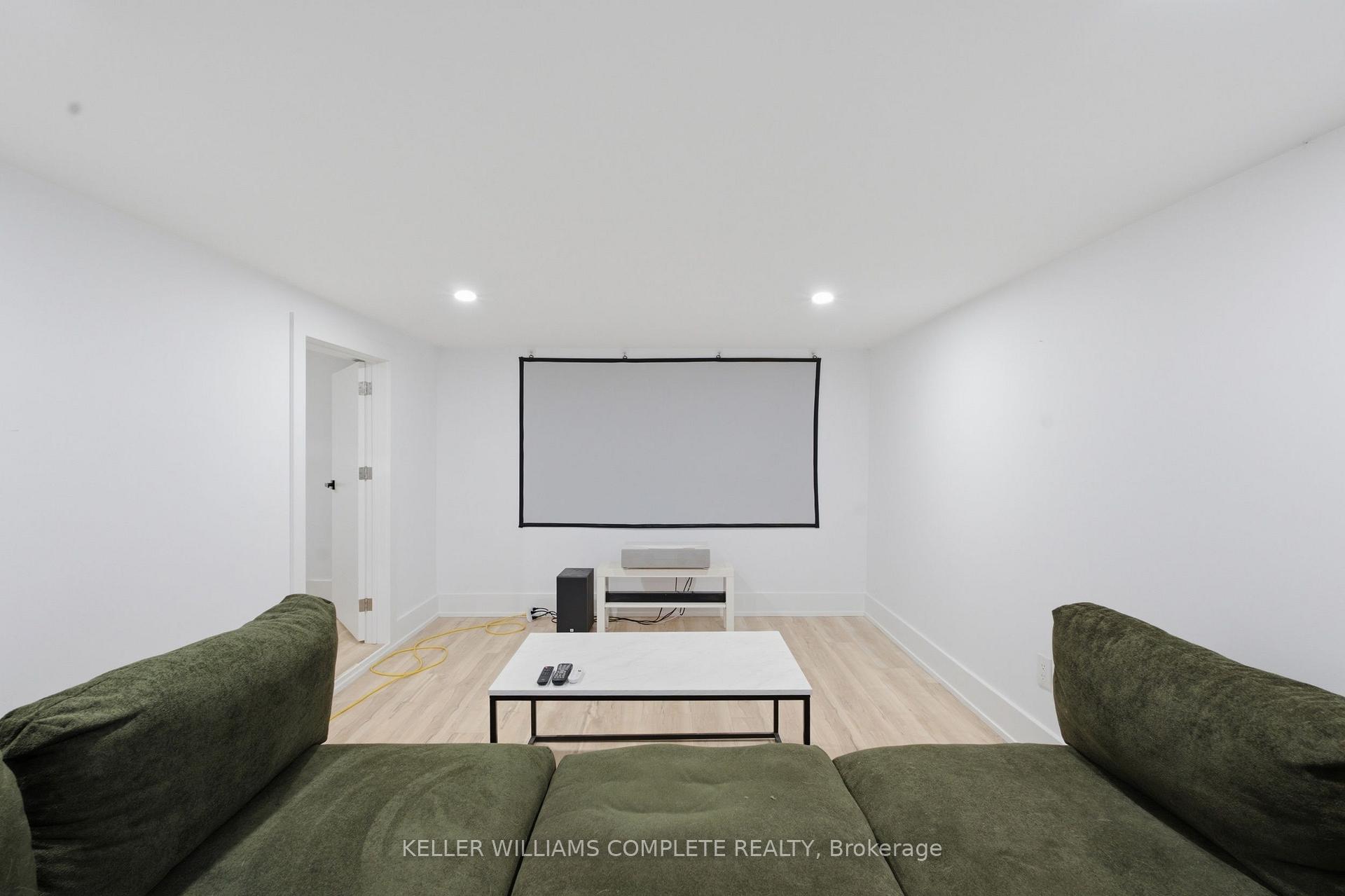 Photo 22 of 409 Ontario Street, Grimsby, Grimsby Beach — HOMEH