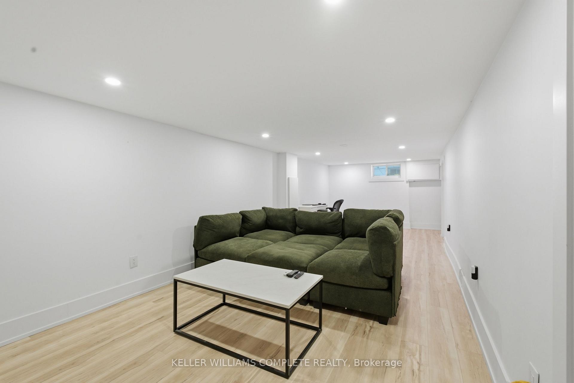 Photo 25 of 409 Ontario Street, Grimsby, Grimsby Beach — HOMEH