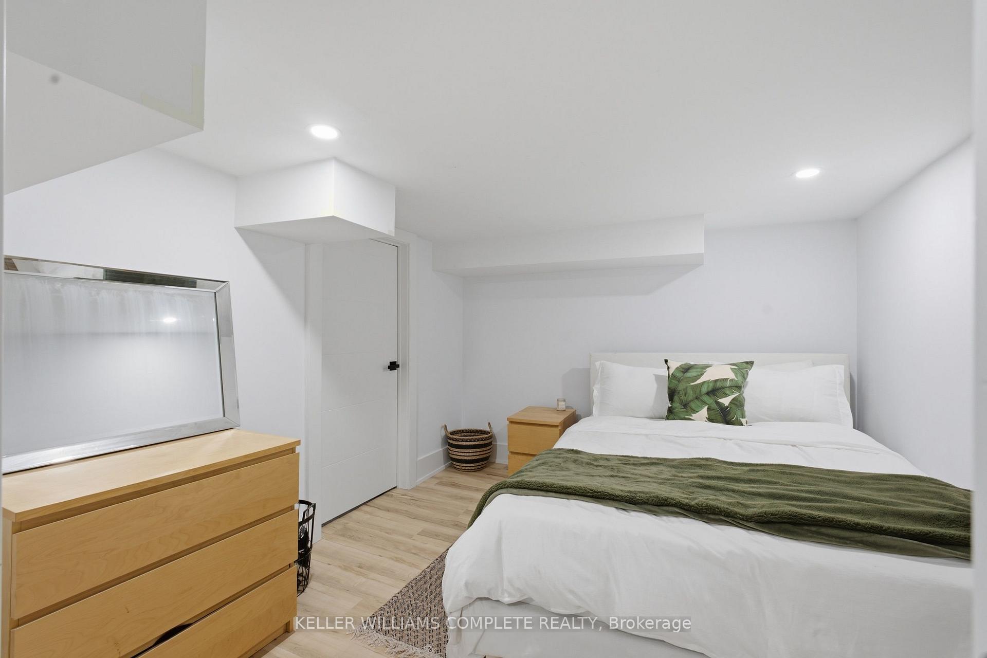 Photo 26 of 409 Ontario Street, Grimsby, Grimsby Beach — HOMEH