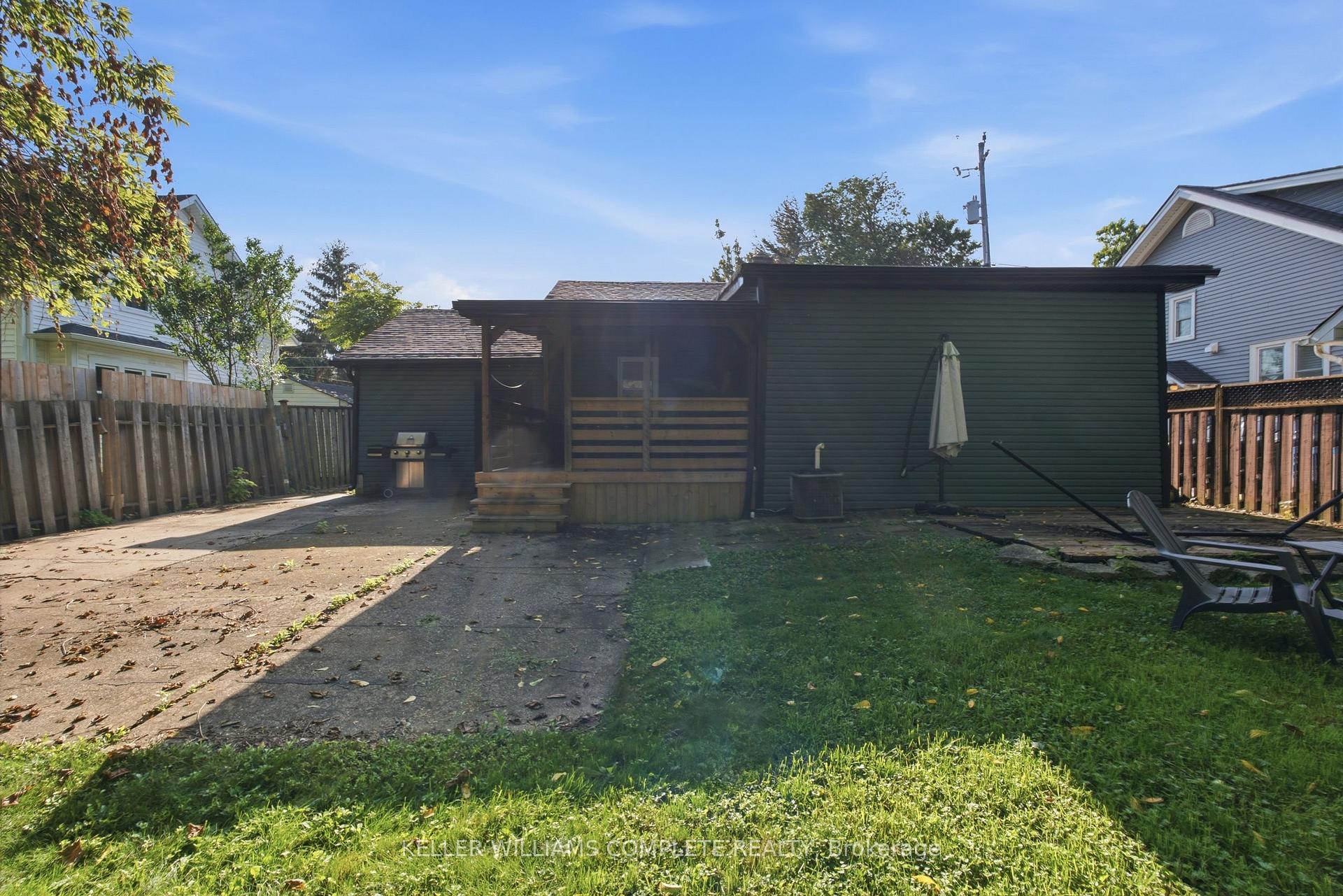 Photo 34 of 409 Ontario Street, Grimsby, Grimsby Beach — HOMEH
