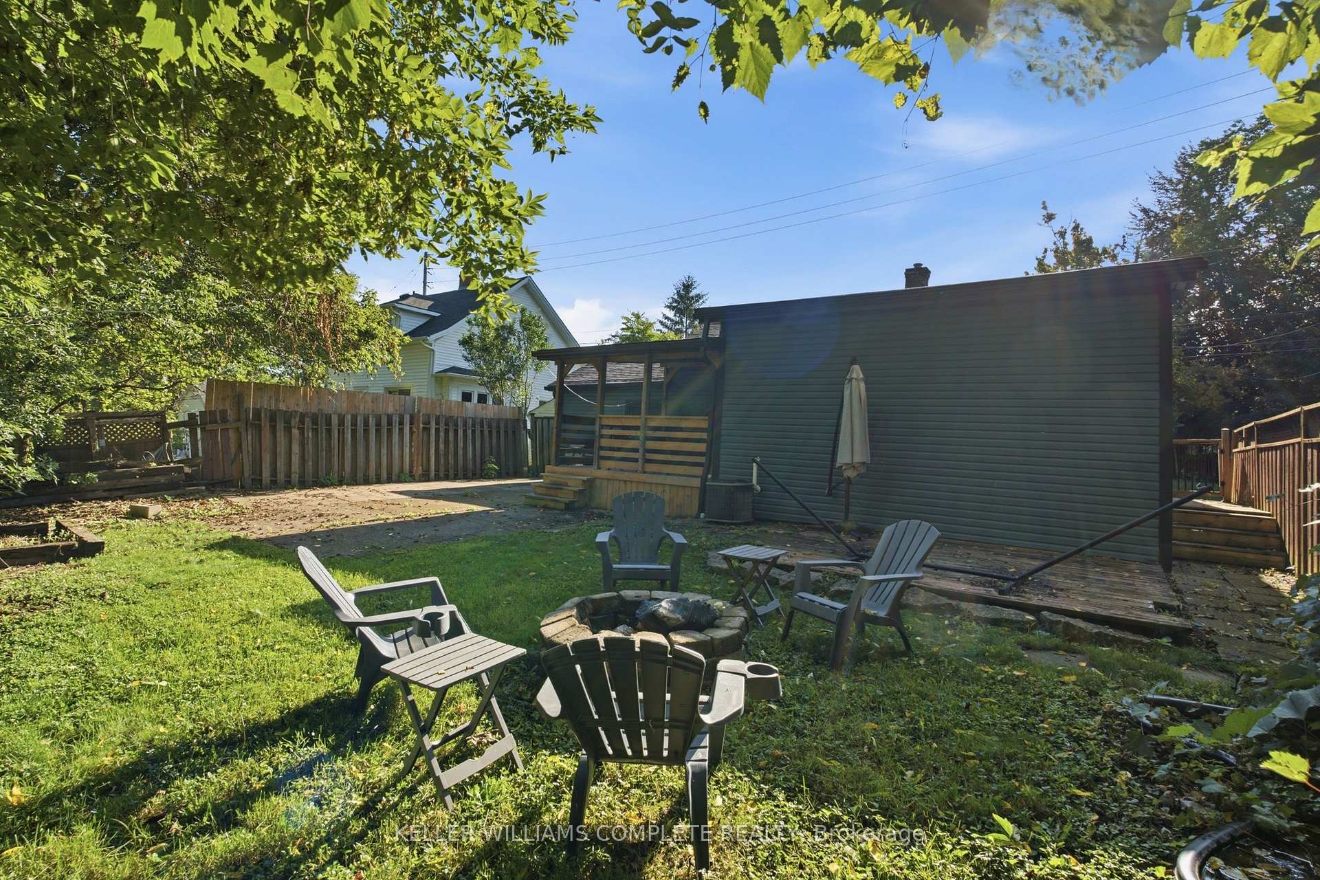 Photo 35 of 409 Ontario Street, Grimsby, Grimsby Beach — HOMEH