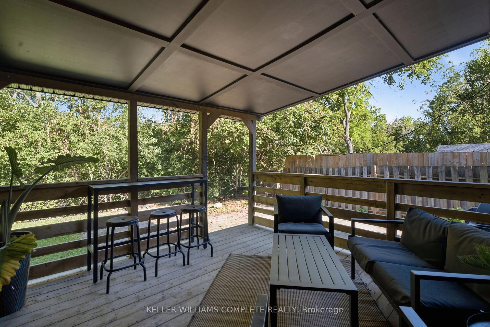 Photo 36 of 409 Ontario Street, Grimsby, Grimsby Beach — HOMEH