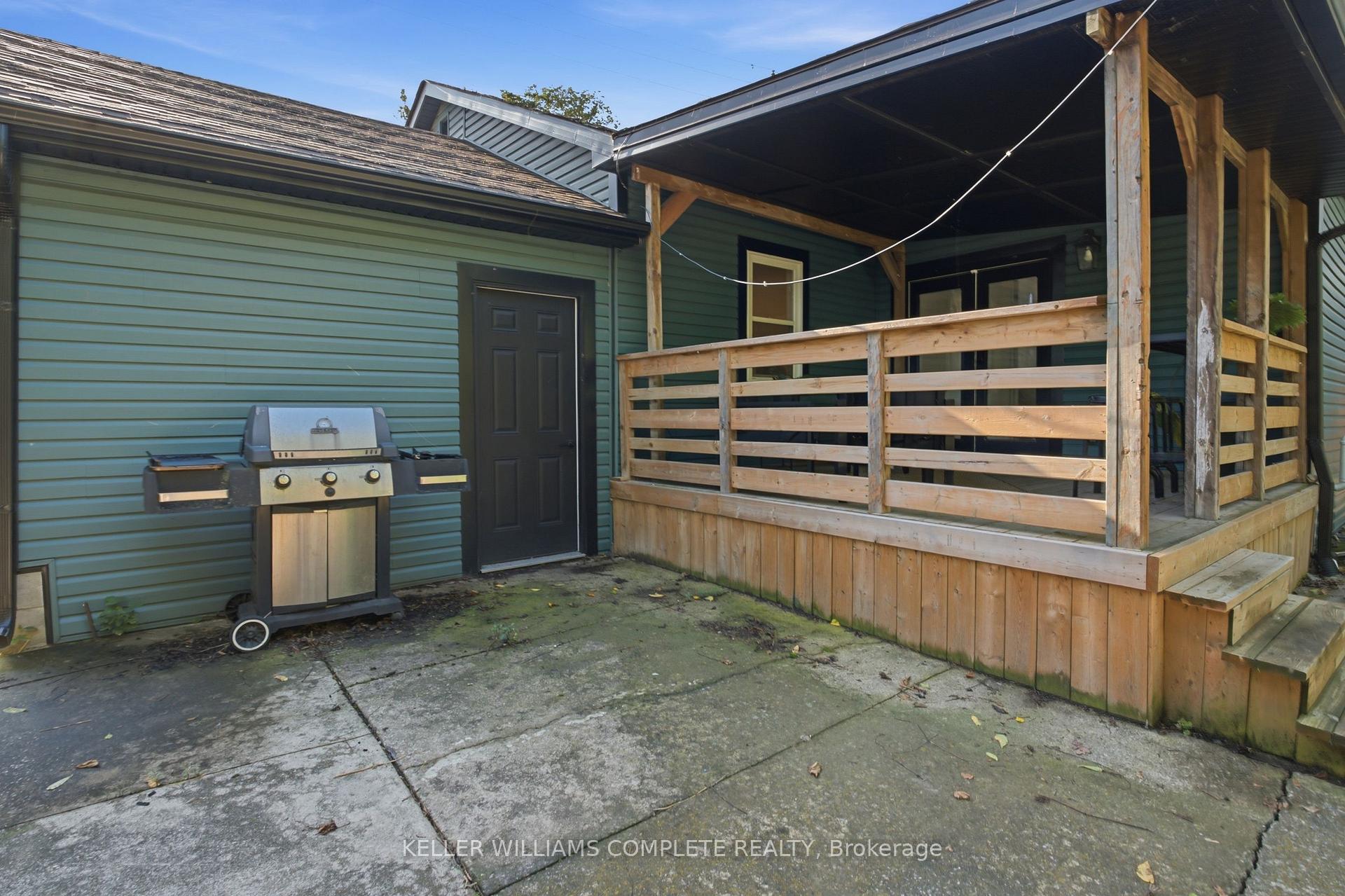 Photo 38 of 409 Ontario Street, Grimsby, Grimsby Beach — HOMEH