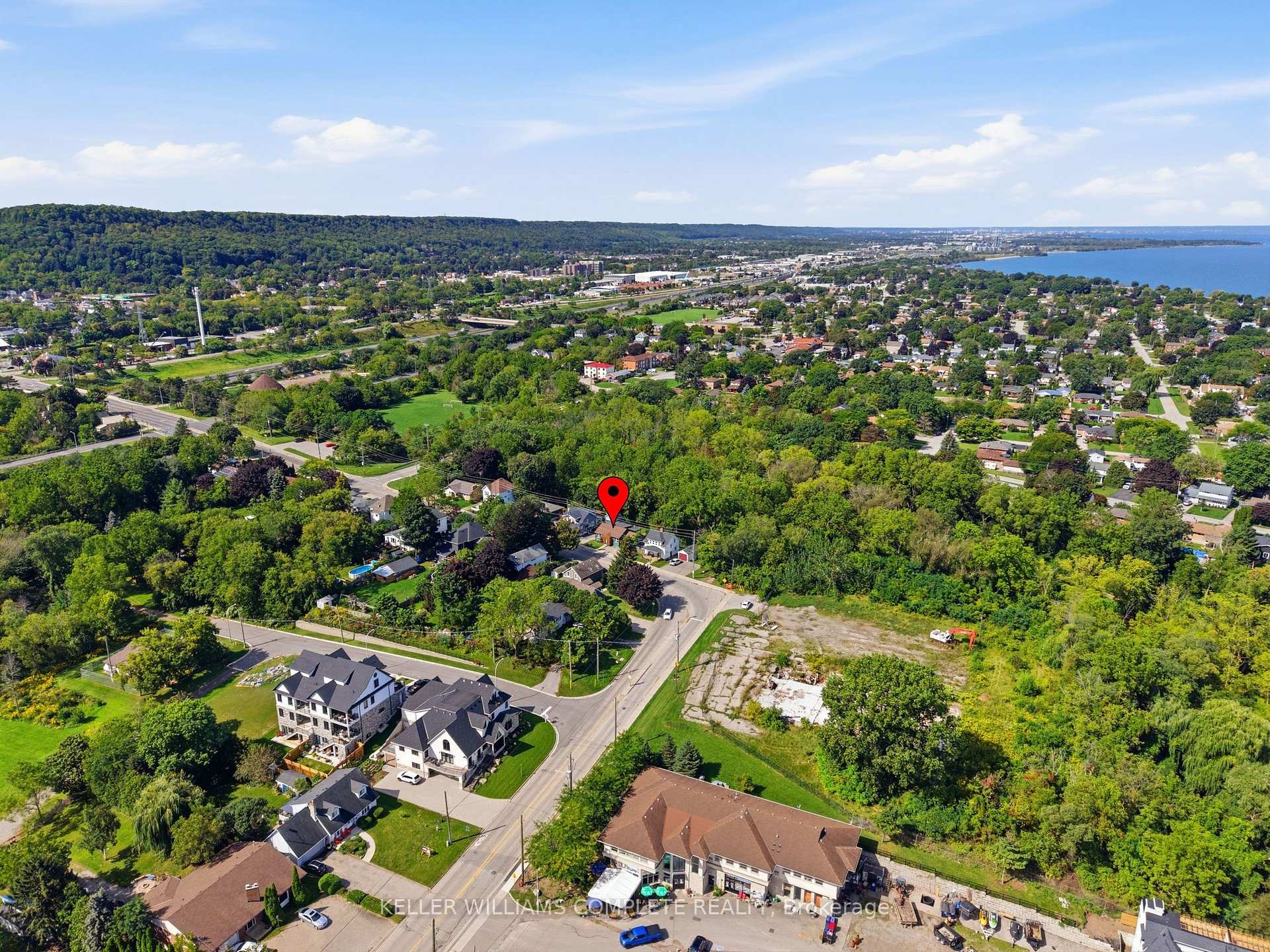 Photo 43 of 409 Ontario Street, Grimsby, Grimsby Beach — HOMEH