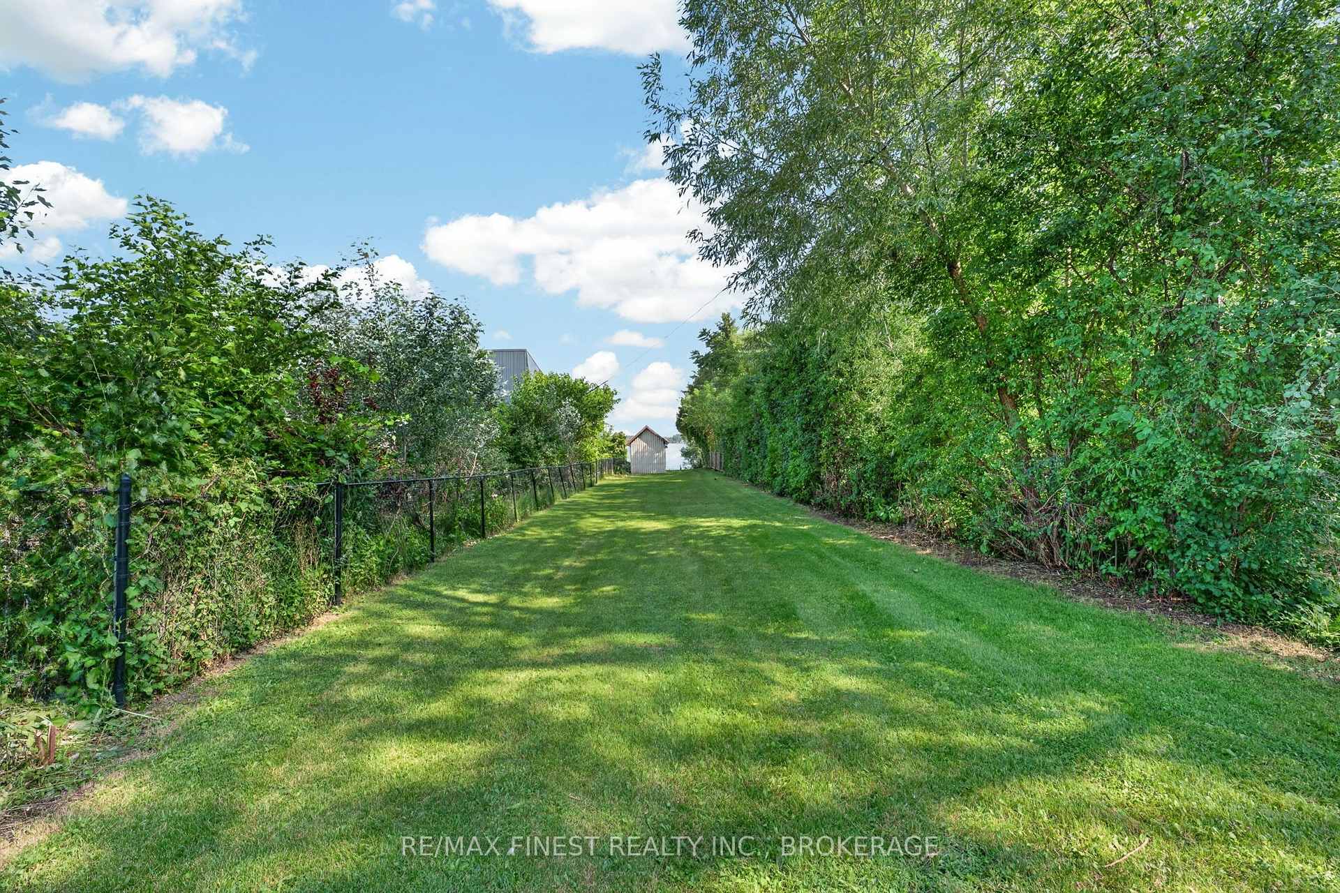 Photo 22 of 54 Bayview Drive, Greater Napanee, Greater Napanee — HOMEH