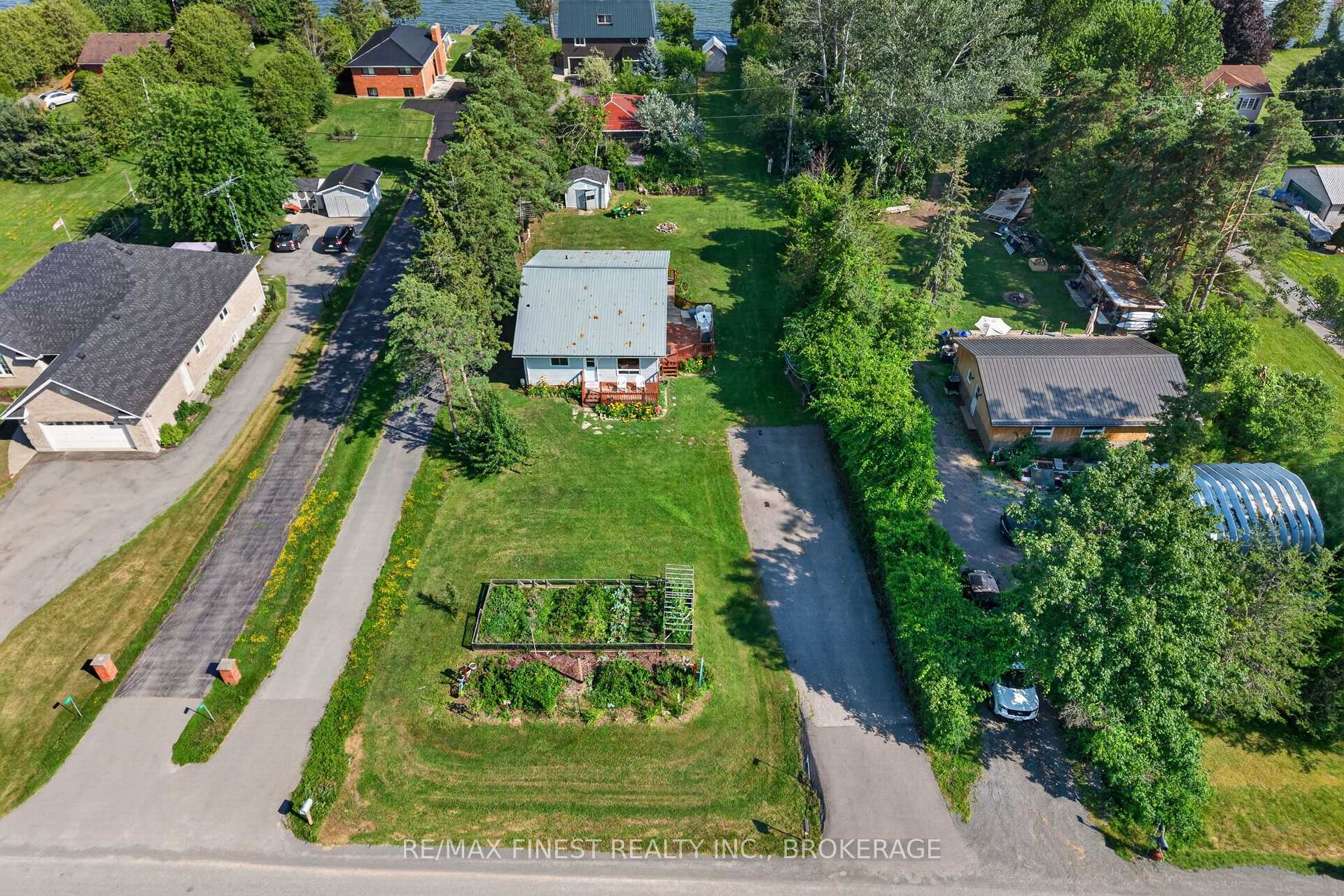 Photo 30 of 54 Bayview Drive, Greater Napanee, Greater Napanee — HOMEH