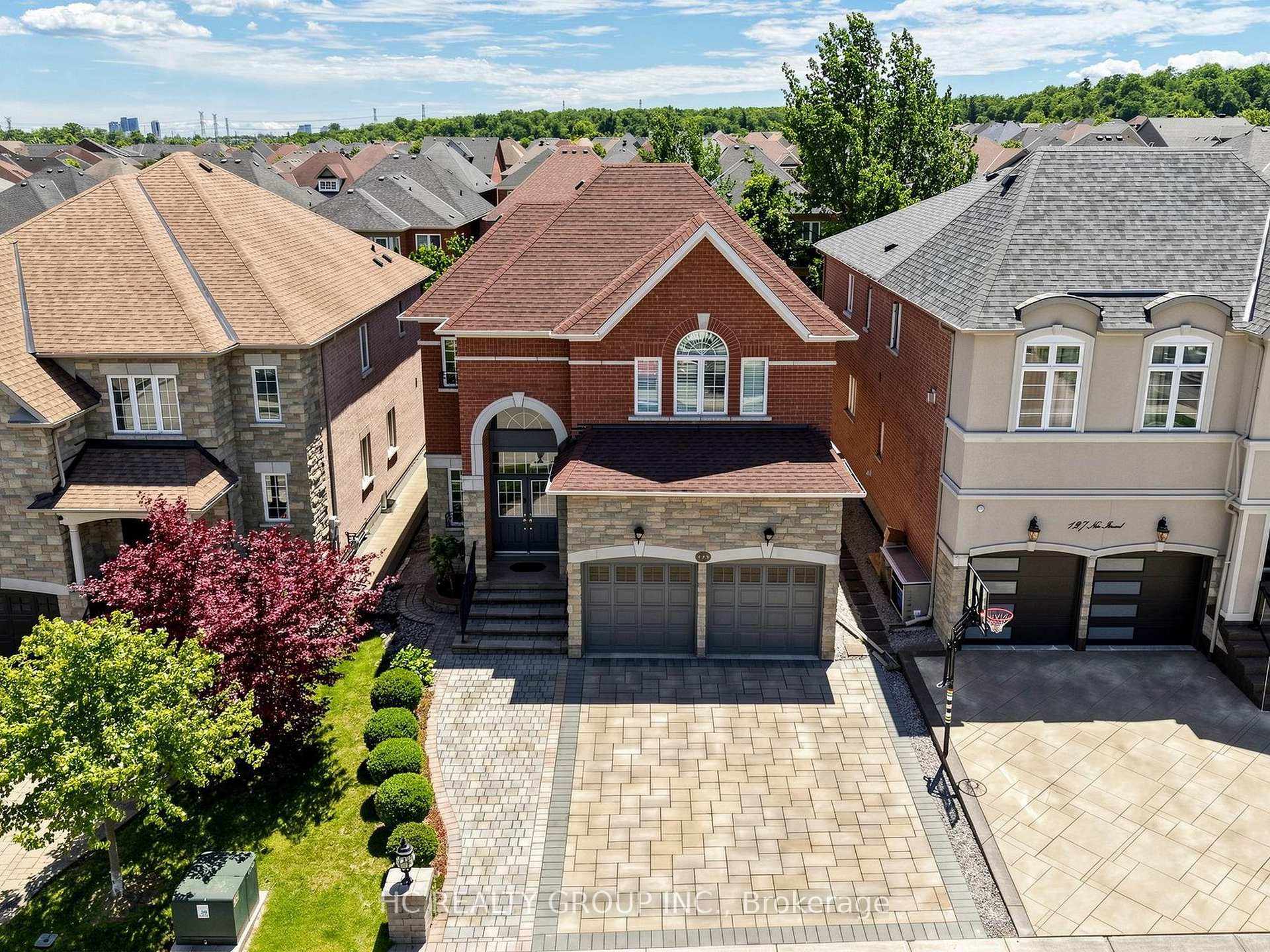 Photo 1 of 123 Ner Israel Drive, Vaughan, Patterson — HOMEH