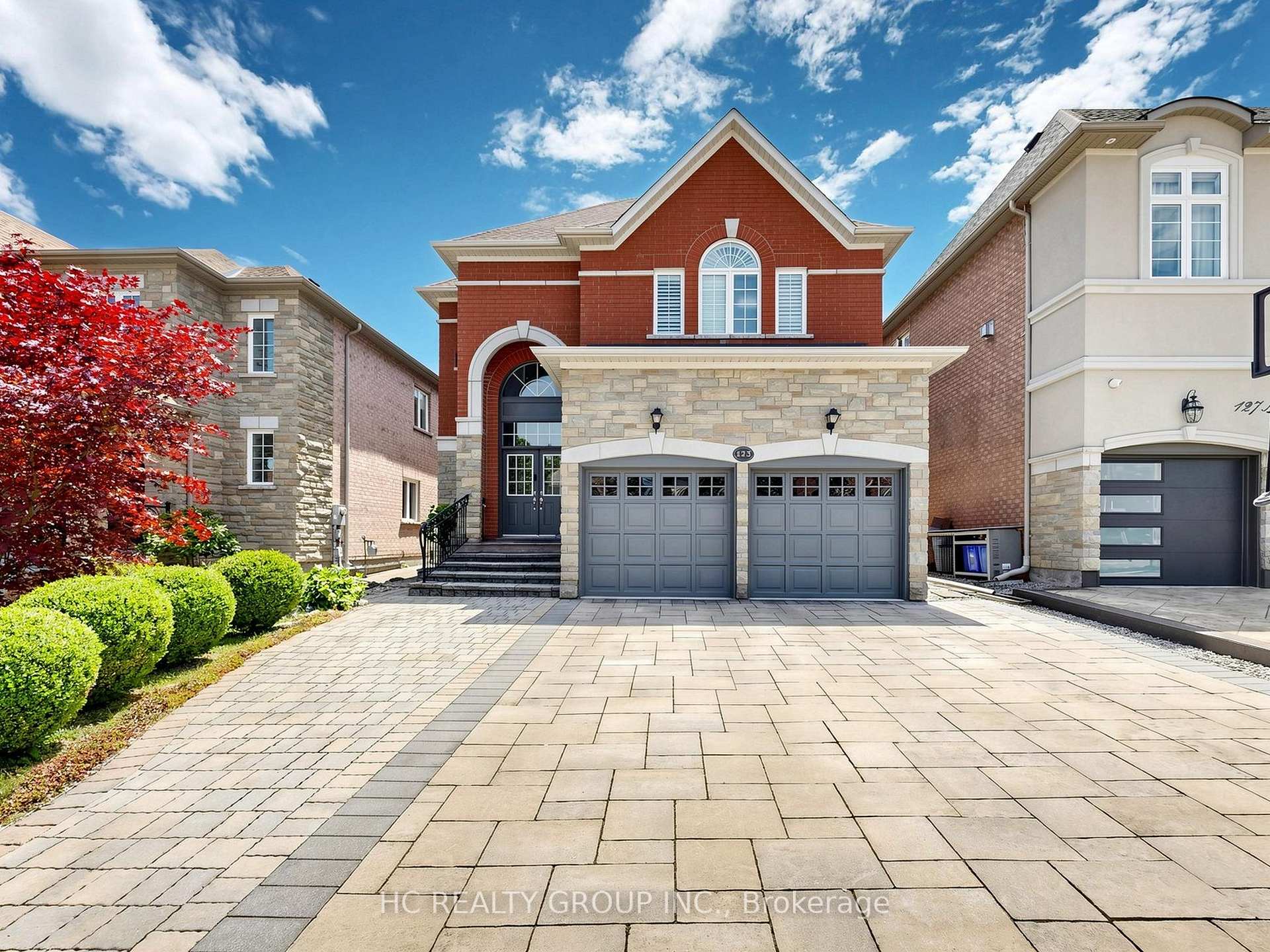 Photo 2 of 123 Ner Israel Drive, Vaughan, Patterson — HOMEH