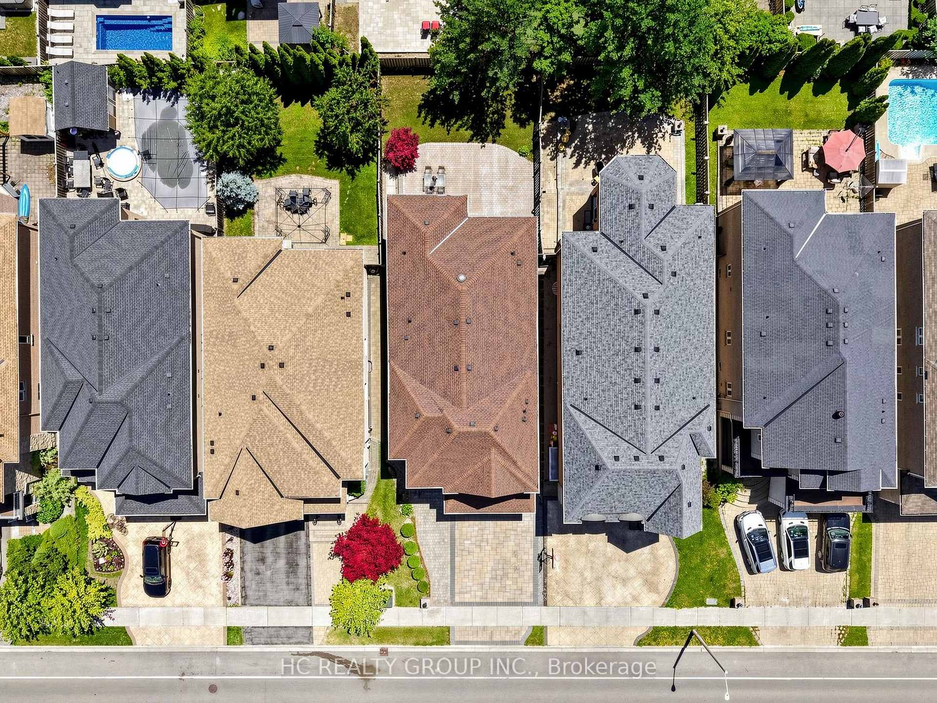 Photo 3 of 123 Ner Israel Drive, Vaughan, Patterson — HOMEH