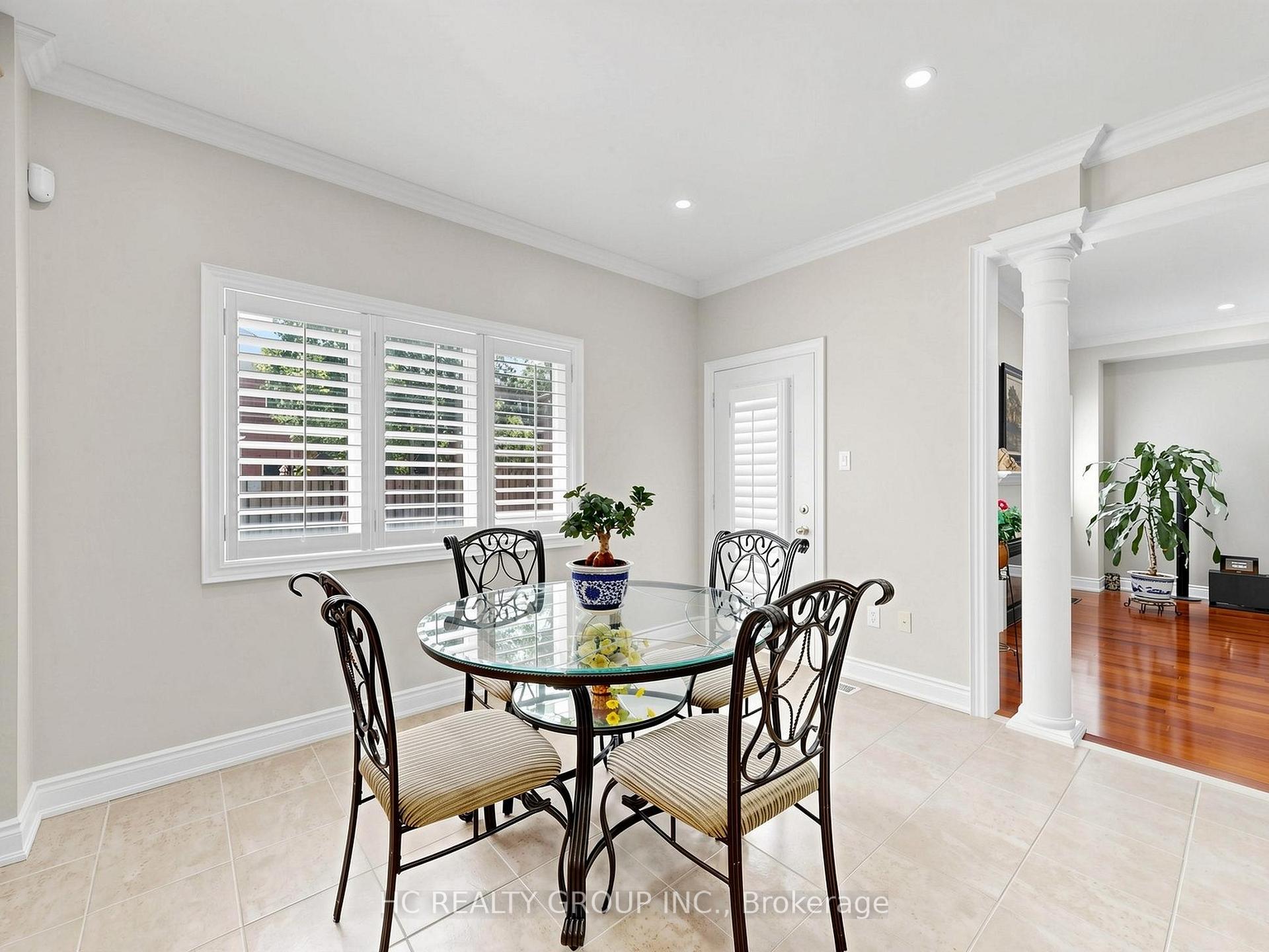 Photo 13 of 123 Ner Israel Drive, Vaughan, Patterson — HOMEH