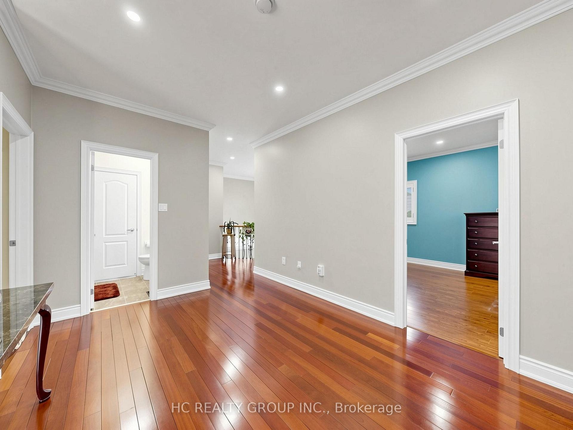 Photo 18 of 123 Ner Israel Drive, Vaughan, Patterson — HOMEH