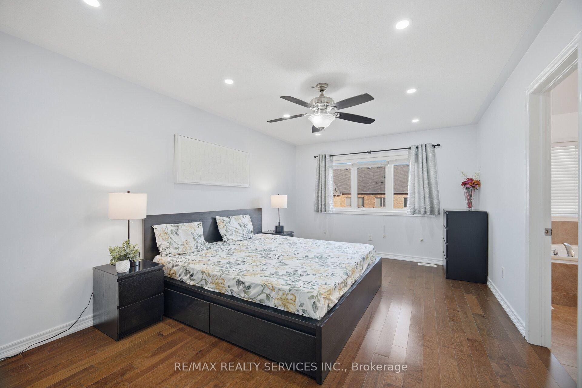 Photo 18 of 18 Seedland Crescent, Brampton, Sandringham-Wellington — HOMEH