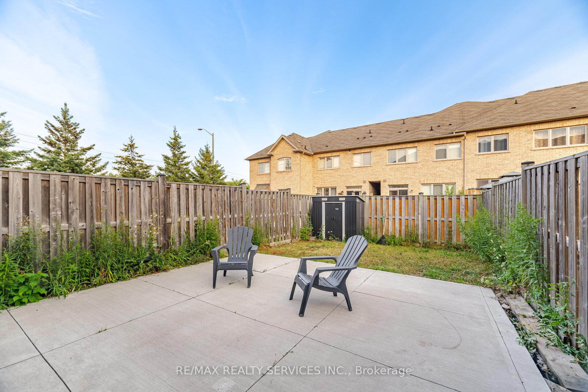 Photo 38 of 18 Seedland Crescent, Brampton, Sandringham-Wellington — HOMEH