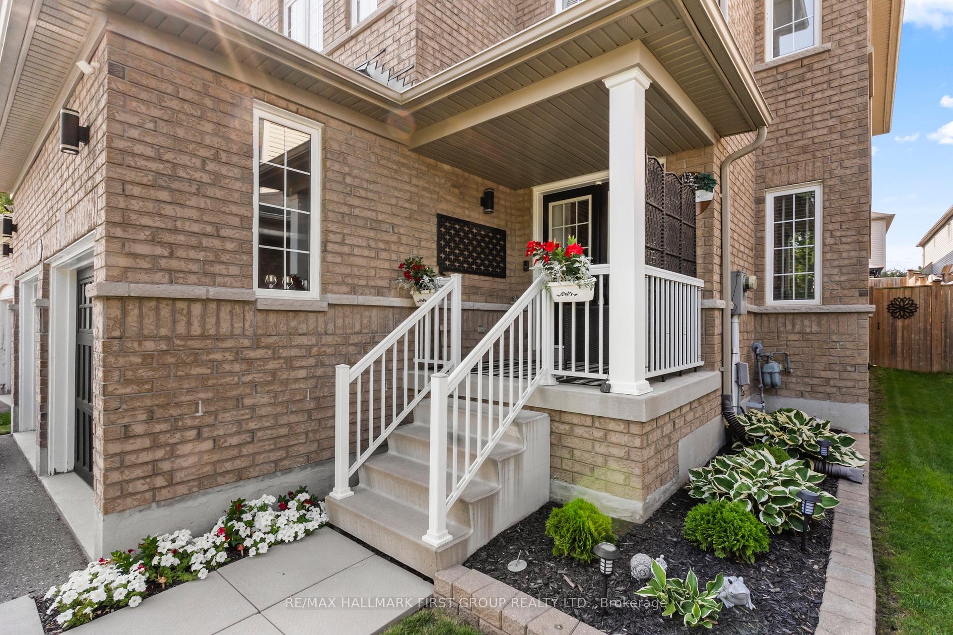 Photo 6 of 96 Redfern Crescent, Clarington, Bowmanville — HOMEH