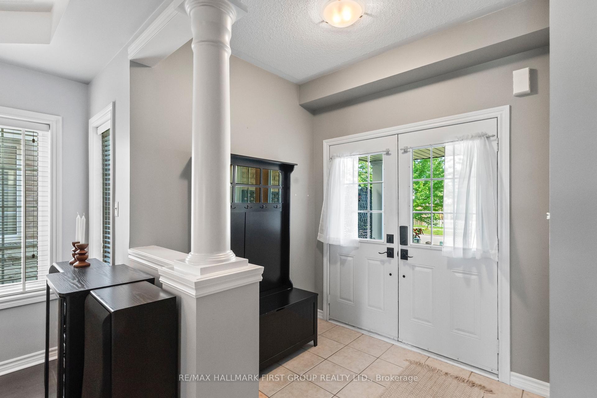 Photo 8 of 96 Redfern Crescent, Clarington, Bowmanville — HOMEH