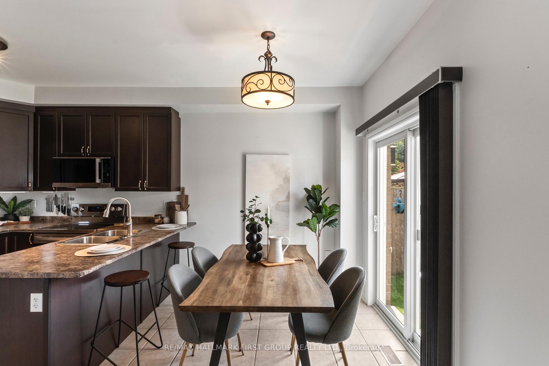Photo 18 of 96 Redfern Crescent, Clarington, Bowmanville — HOMEH