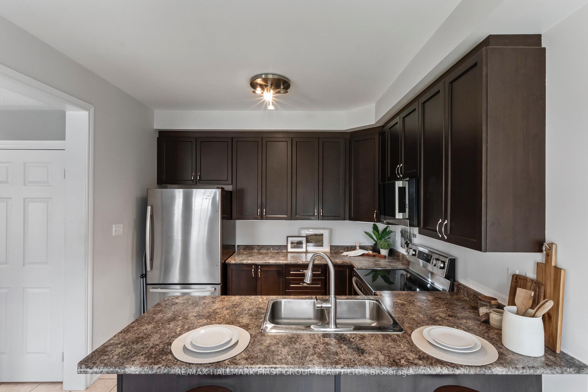 Photo 20 of 96 Redfern Crescent, Clarington, Bowmanville — HOMEH
