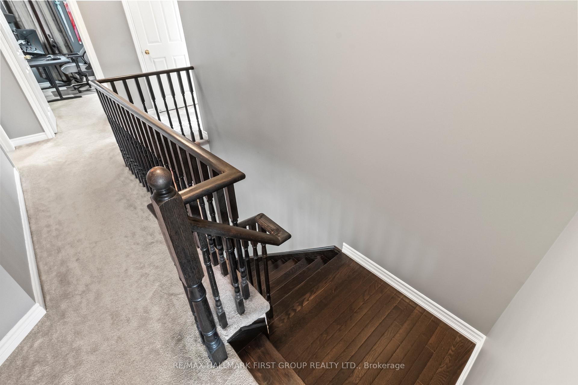 Photo 35 of 96 Redfern Crescent, Clarington, Bowmanville — HOMEH