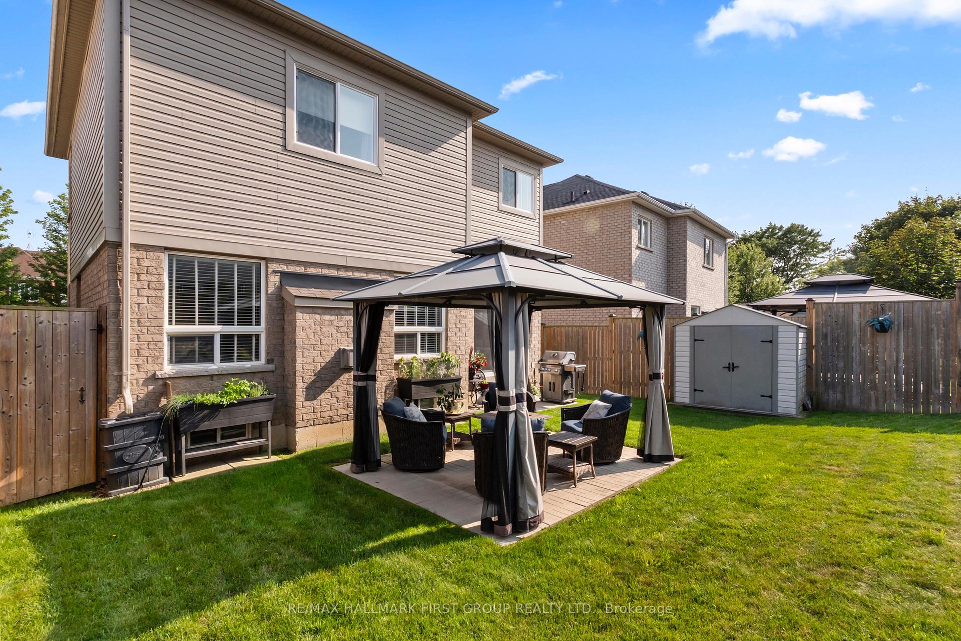 Photo 37 of 96 Redfern Crescent, Clarington, Bowmanville — HOMEH