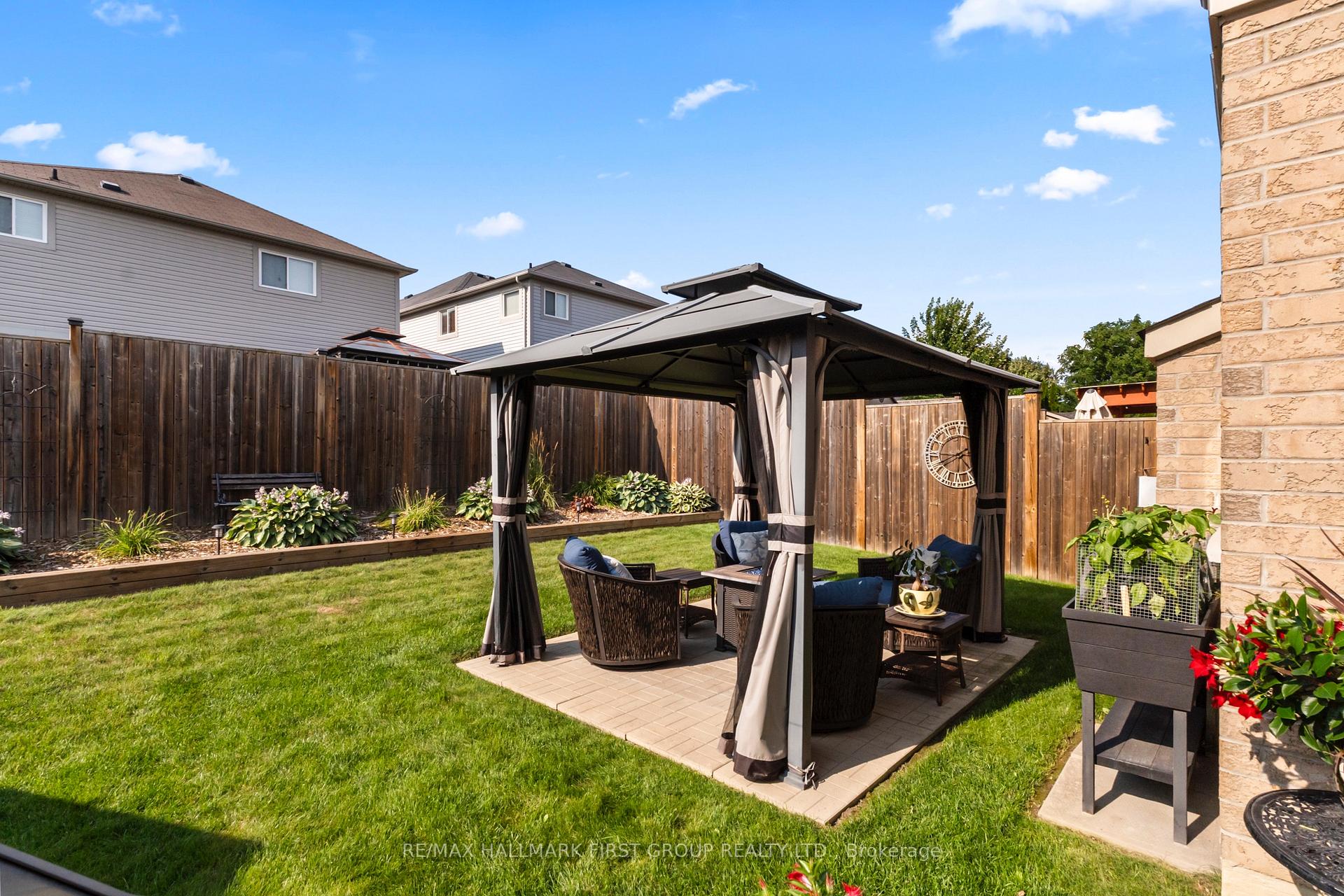 Photo 39 of 96 Redfern Crescent, Clarington, Bowmanville — HOMEH