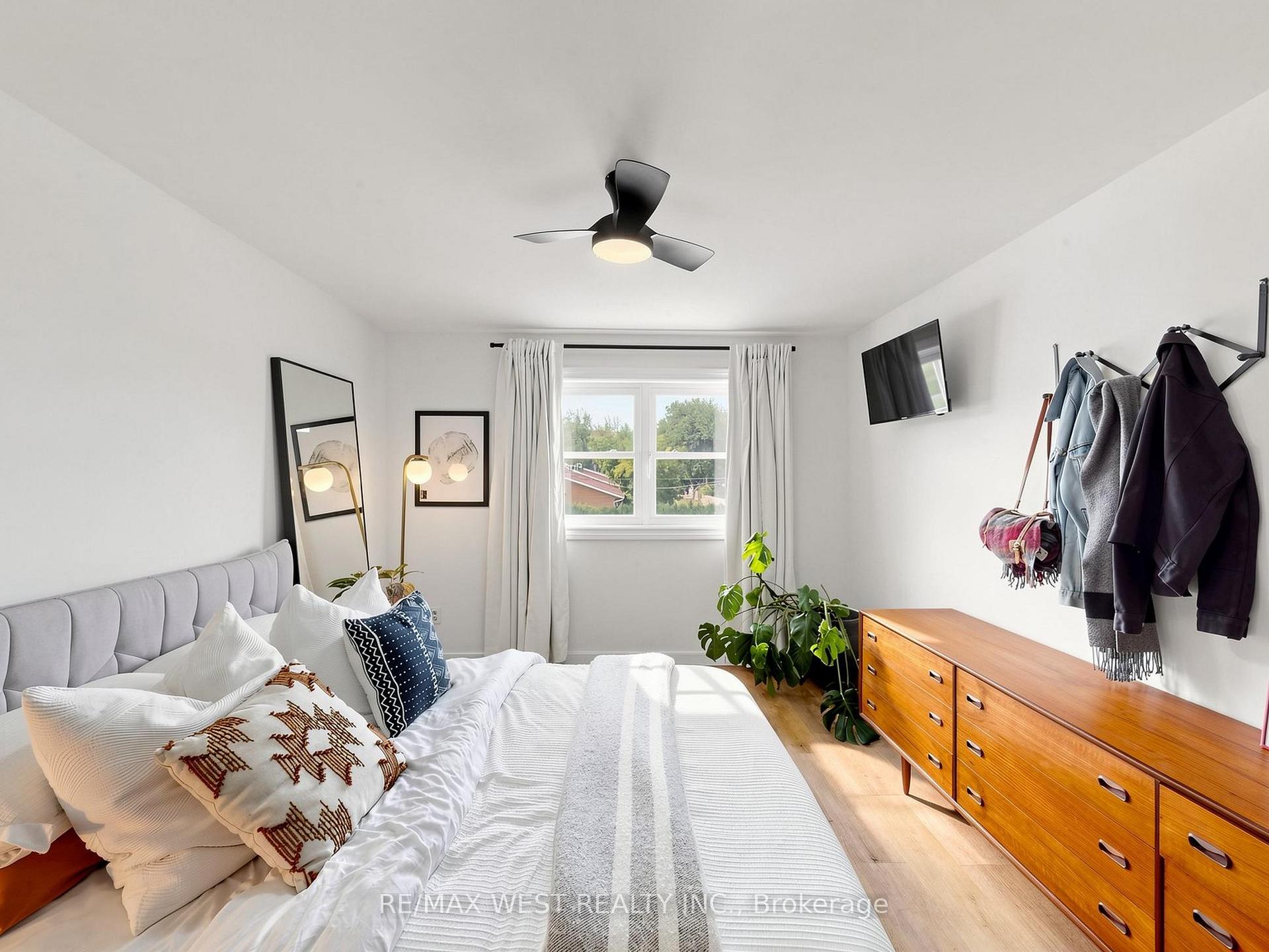 Photo 22 of Unit 6, 2027 Bluefields Drive, Burlington, Mountainside — HOMEH