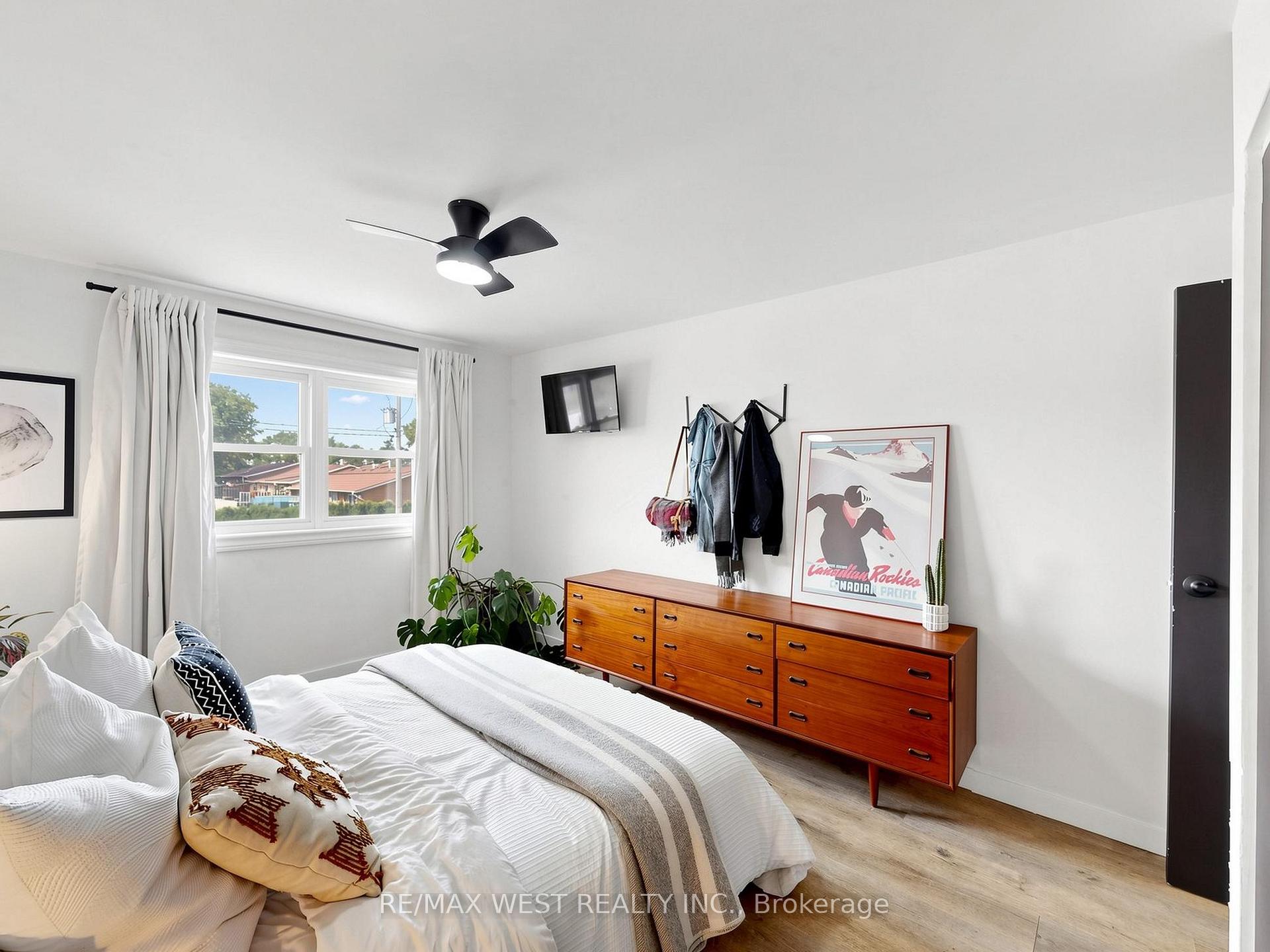 Photo 23 of Unit 6, 2027 Bluefields Drive, Burlington, Mountainside — HOMEH