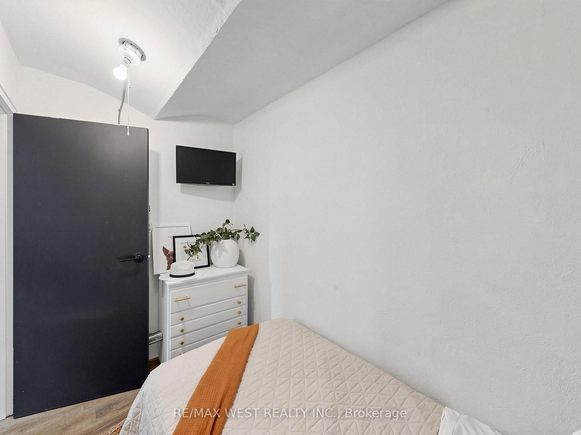Photo 30 of Unit 6, 2027 Bluefields Drive, Burlington, Mountainside — HOMEH