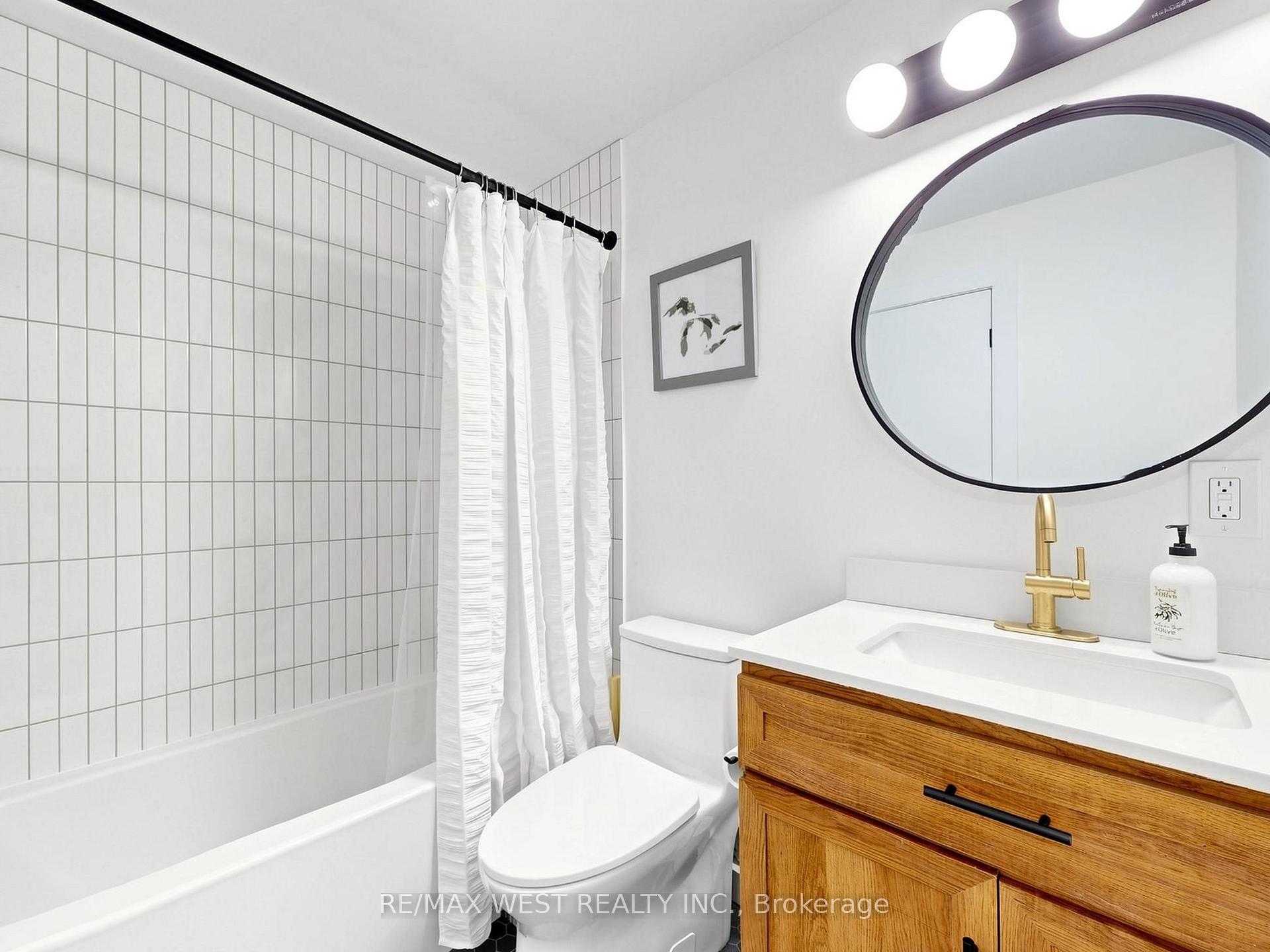 Photo 33 of Unit 6, 2027 Bluefields Drive, Burlington, Mountainside — HOMEH