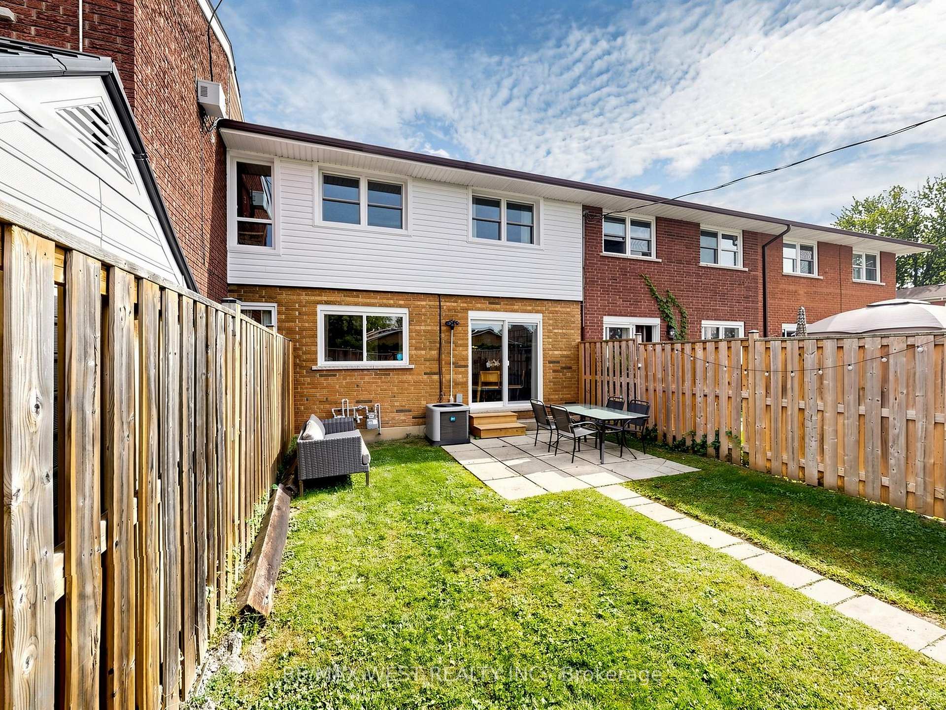 Photo 36 of Unit 6, 2027 Bluefields Drive, Burlington, Mountainside — HOMEH