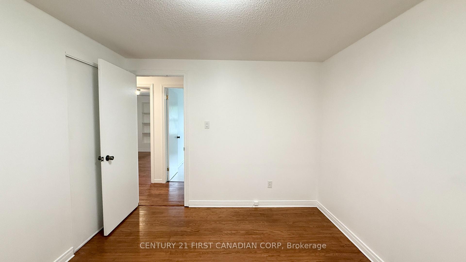 Photo 18 of 80 Rollscourt Place, London, North K — HOMEH