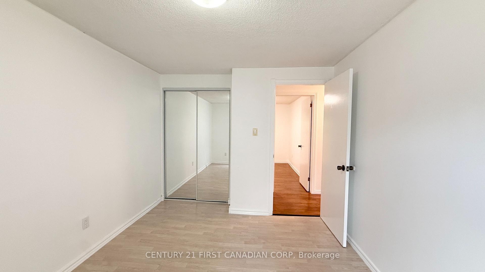 Photo 21 of 80 Rollscourt Place, London, North K — HOMEH