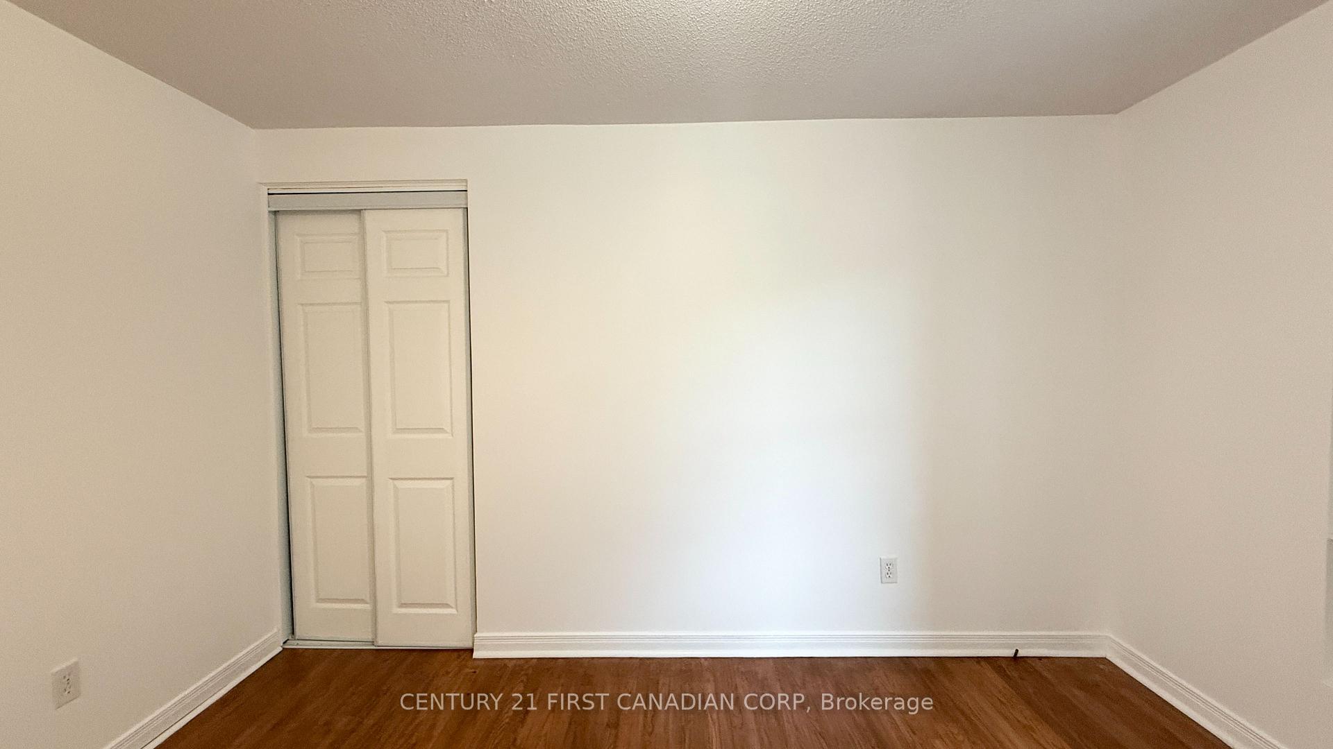 Photo 24 of 80 Rollscourt Place, London, North K — HOMEH