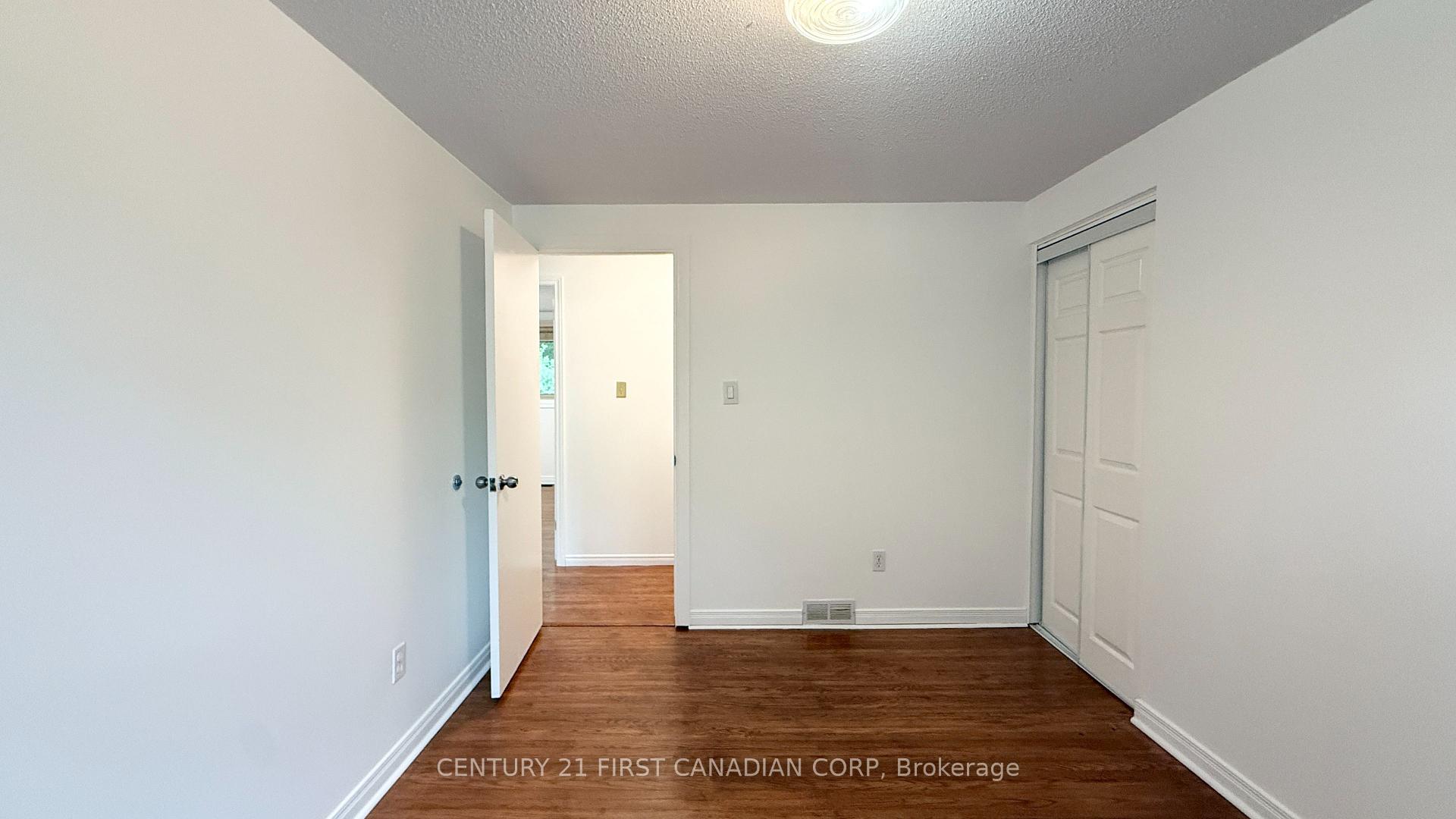 Photo 25 of 80 Rollscourt Place, London, North K — HOMEH