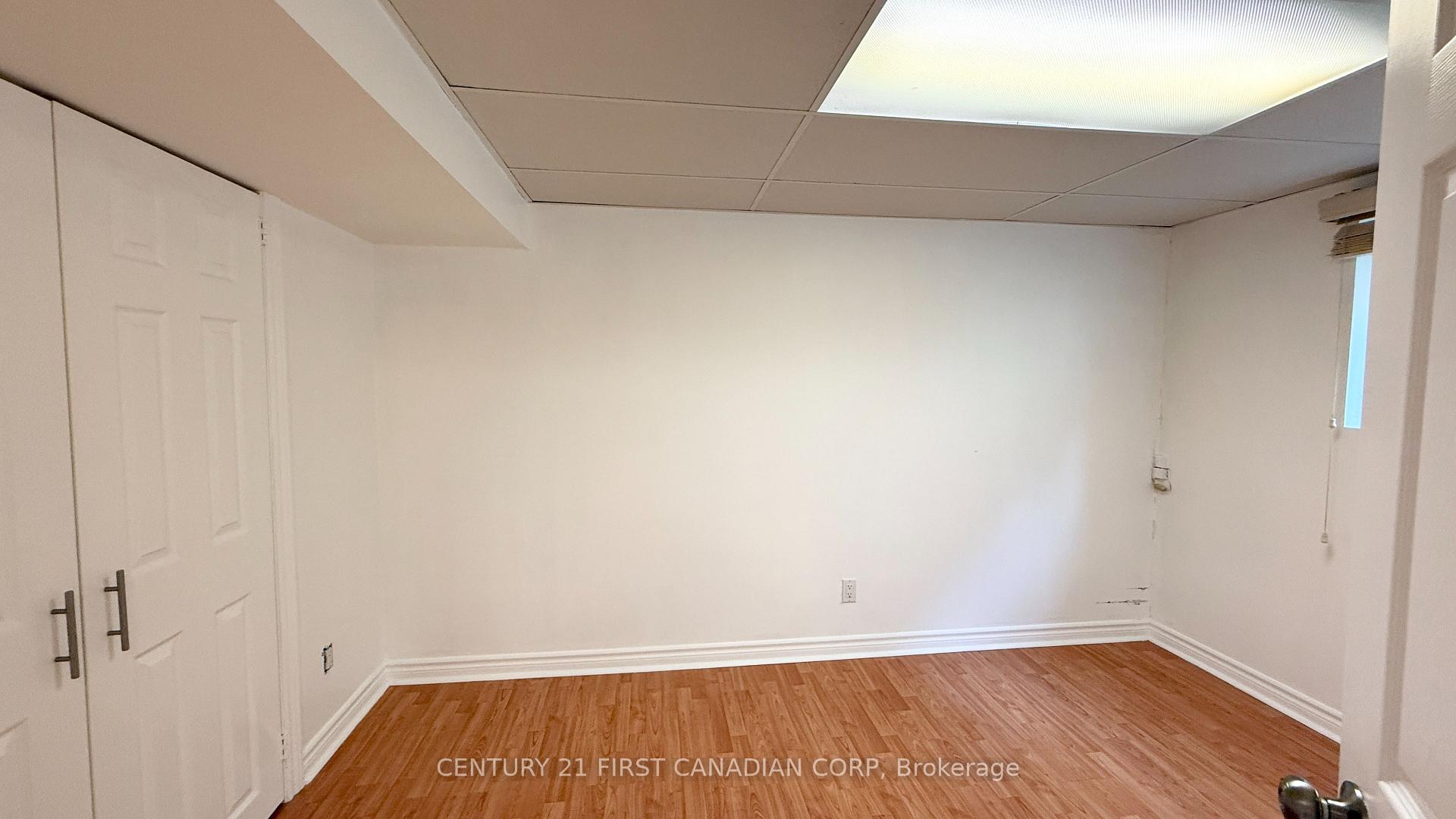 Photo 39 of 80 Rollscourt Place, London, North K — HOMEH