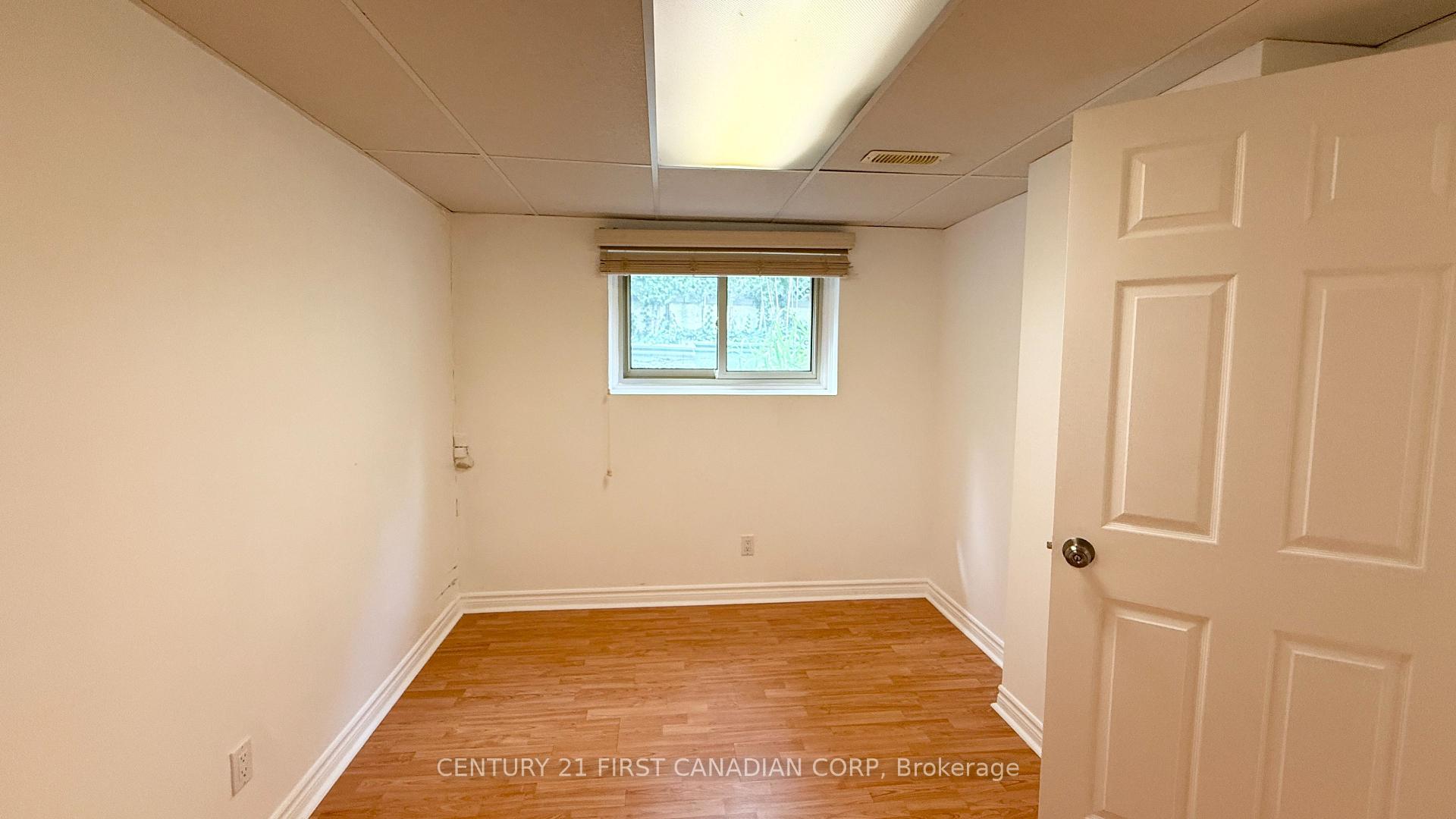 Photo 42 of 80 Rollscourt Place, London, North K — HOMEH