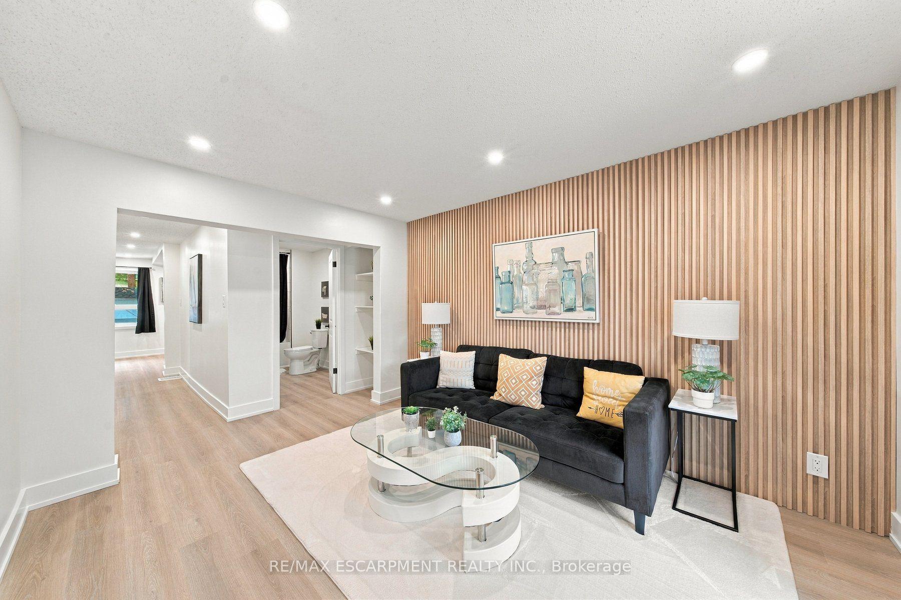 Photo 4 of 154 Campbell Avenue, Hamilton, Crown Point — HOMEH