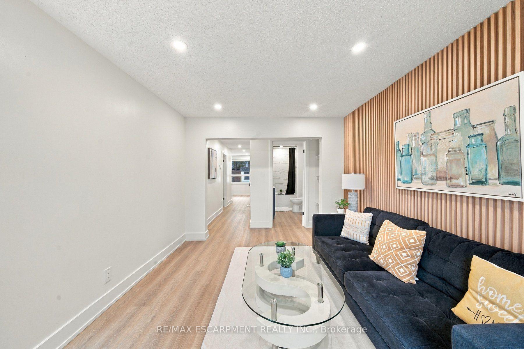 Photo 5 of 154 Campbell Avenue, Hamilton, Crown Point — HOMEH