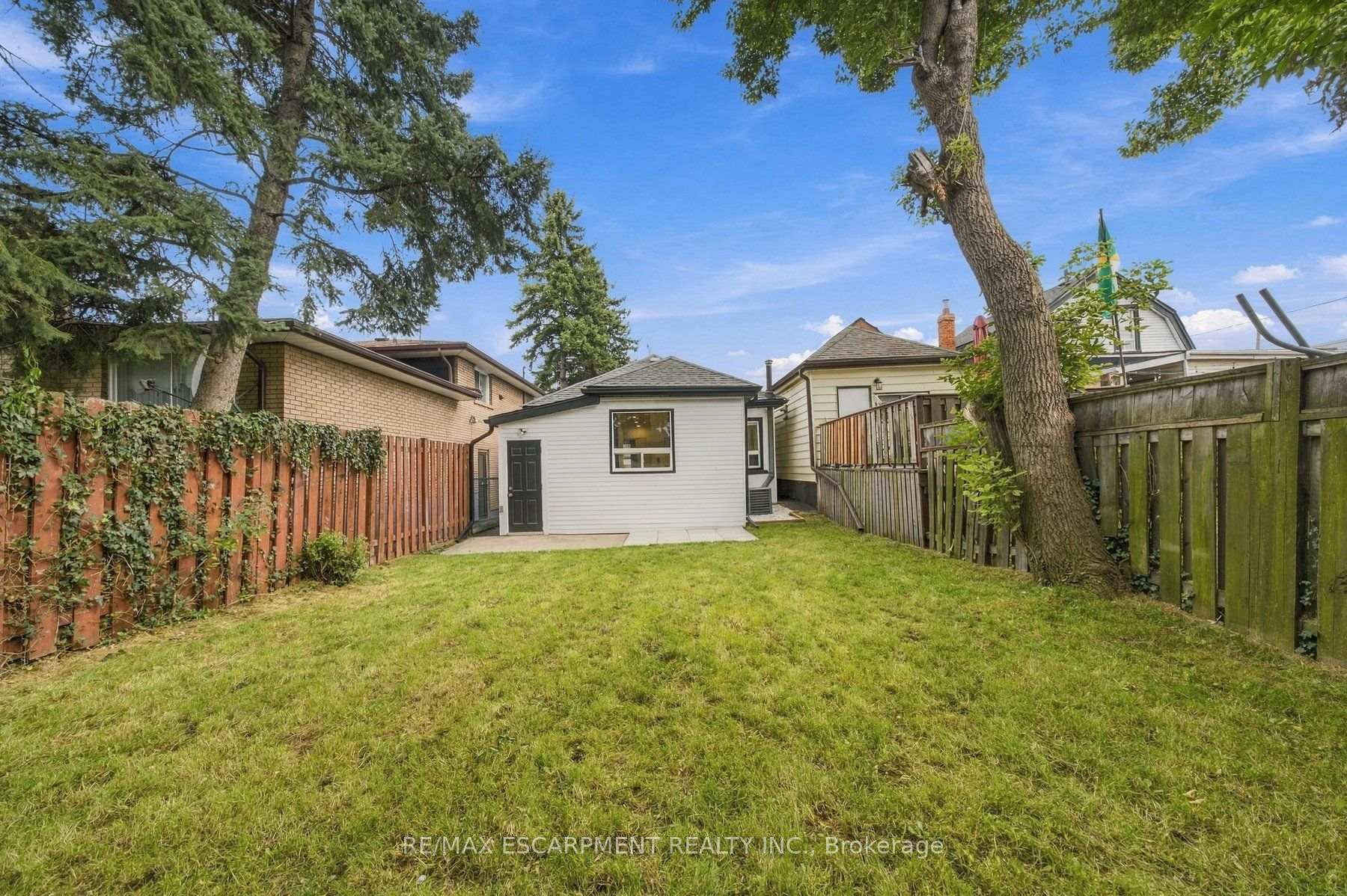 Photo 23 of 154 Campbell Avenue, Hamilton, Crown Point — HOMEH