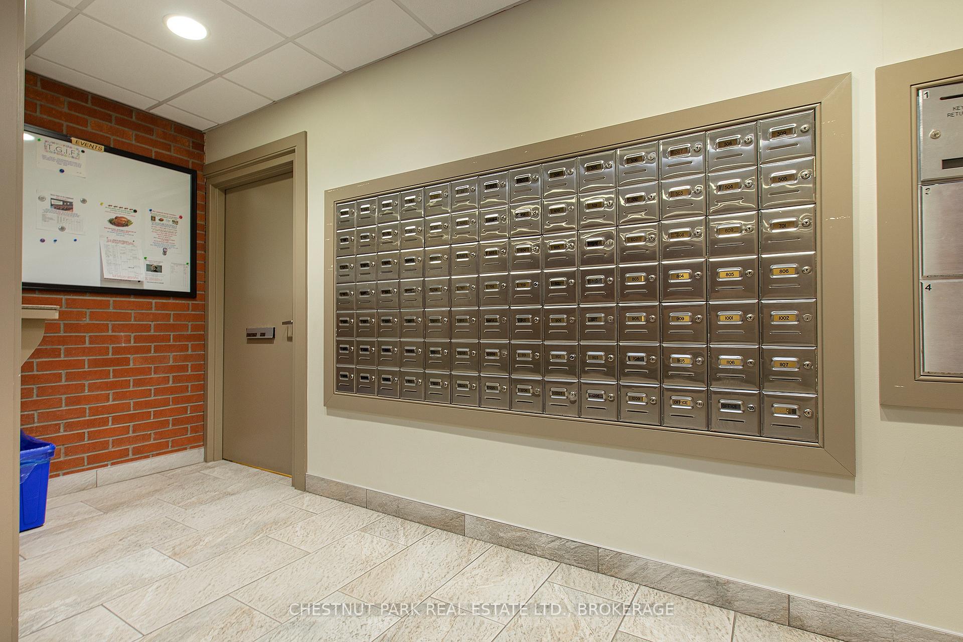 Photo 7 of Unit 401, 165 Ontario Street, Kingston, Central City East — HOMEH