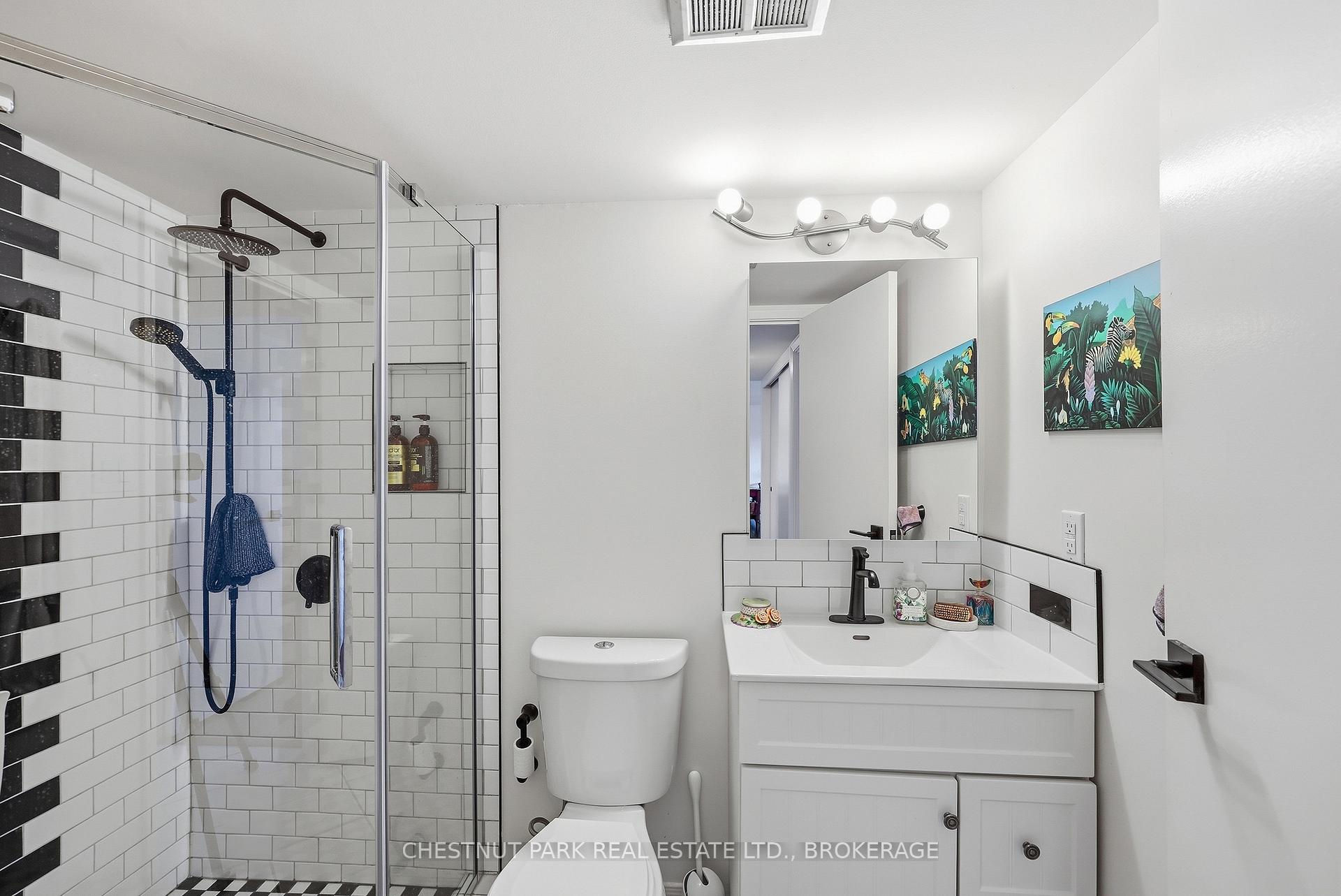 Photo 18 of Unit 401, 165 Ontario Street, Kingston, Central City East — HOMEH