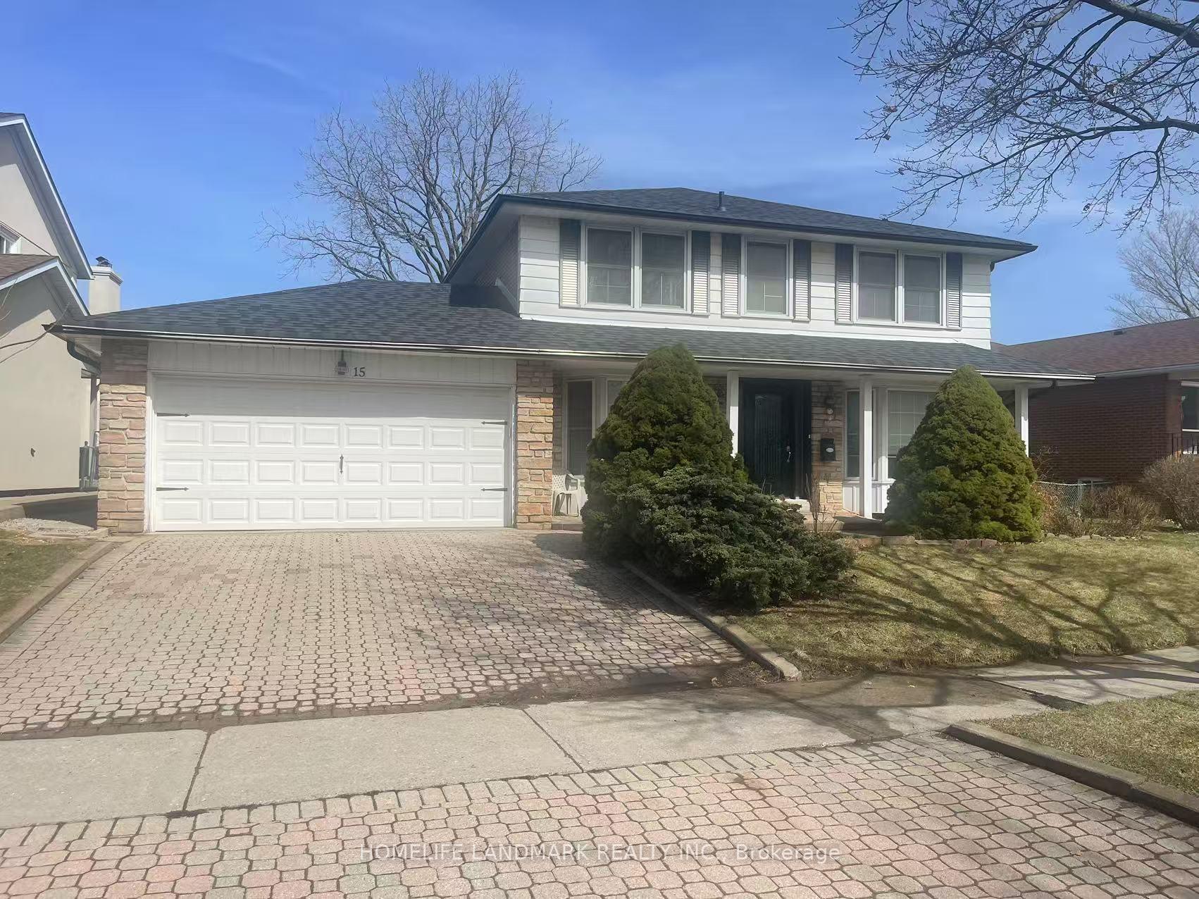 Front of Unit Upper, 15 Orangewood Crescent