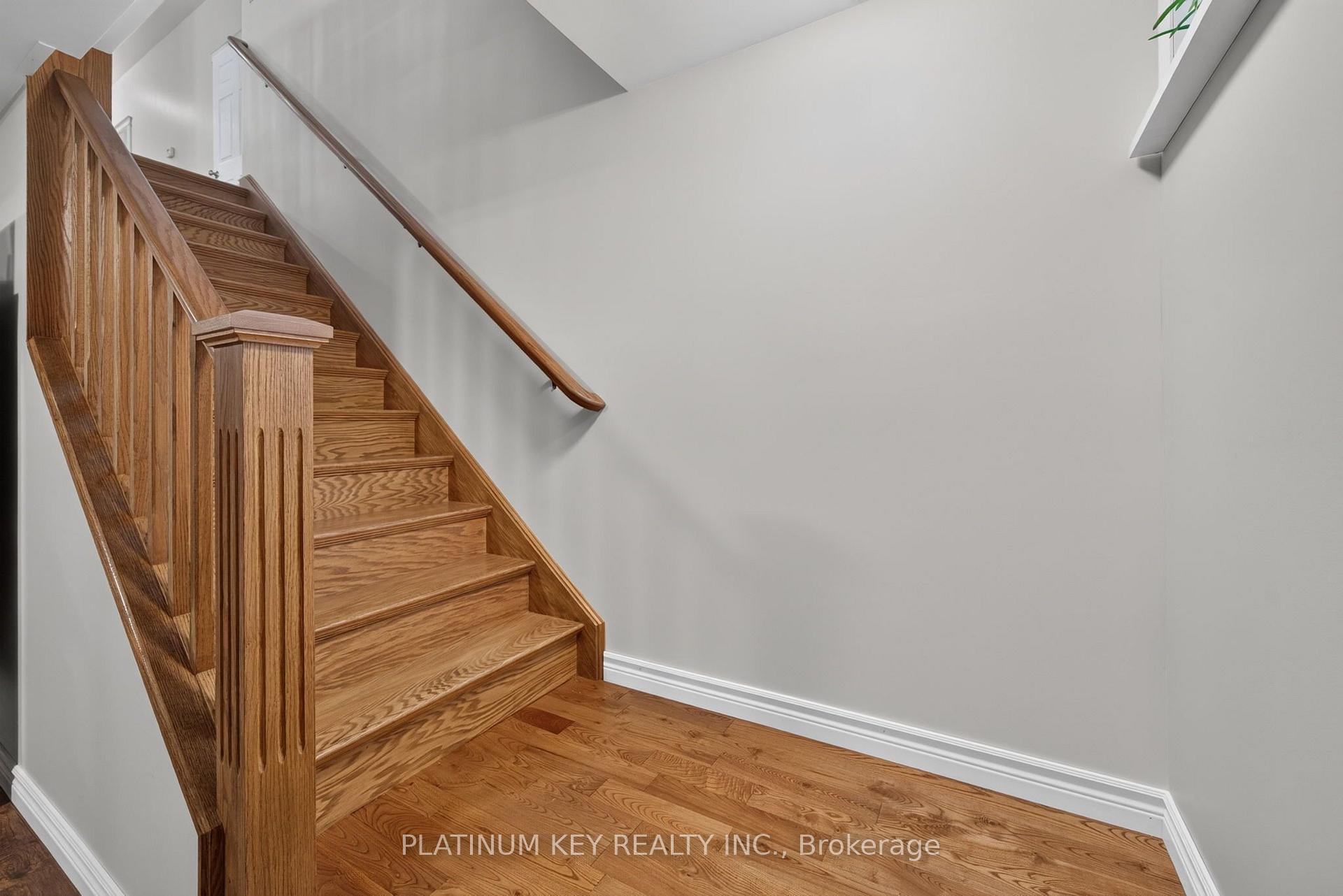 Photo 29 of 653 Peter Street, Strathroy-Caradoc, Melbourne — HOMEH
