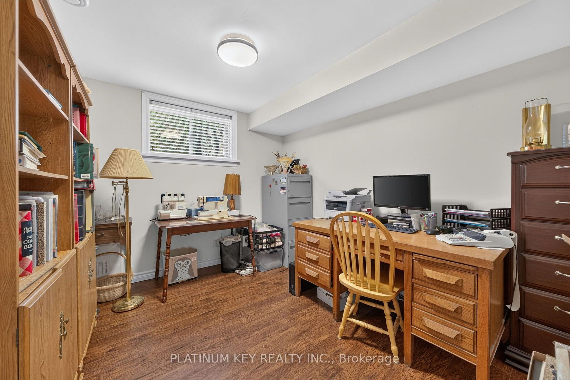 Photo 34 of 653 Peter Street, Strathroy-Caradoc, Melbourne — HOMEH